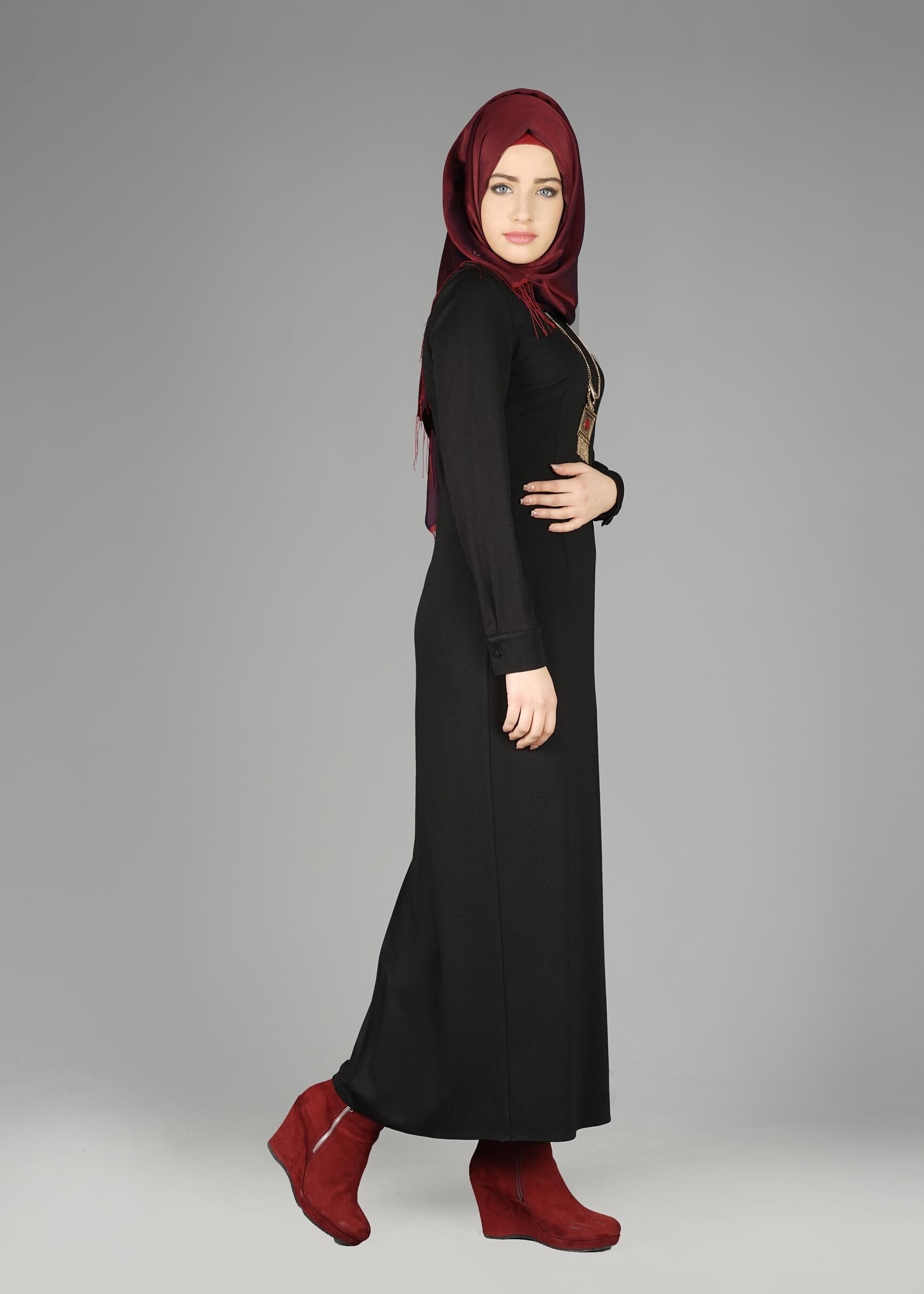 Tesettür giyim SİYAH BASIC ELBİSE 4047 