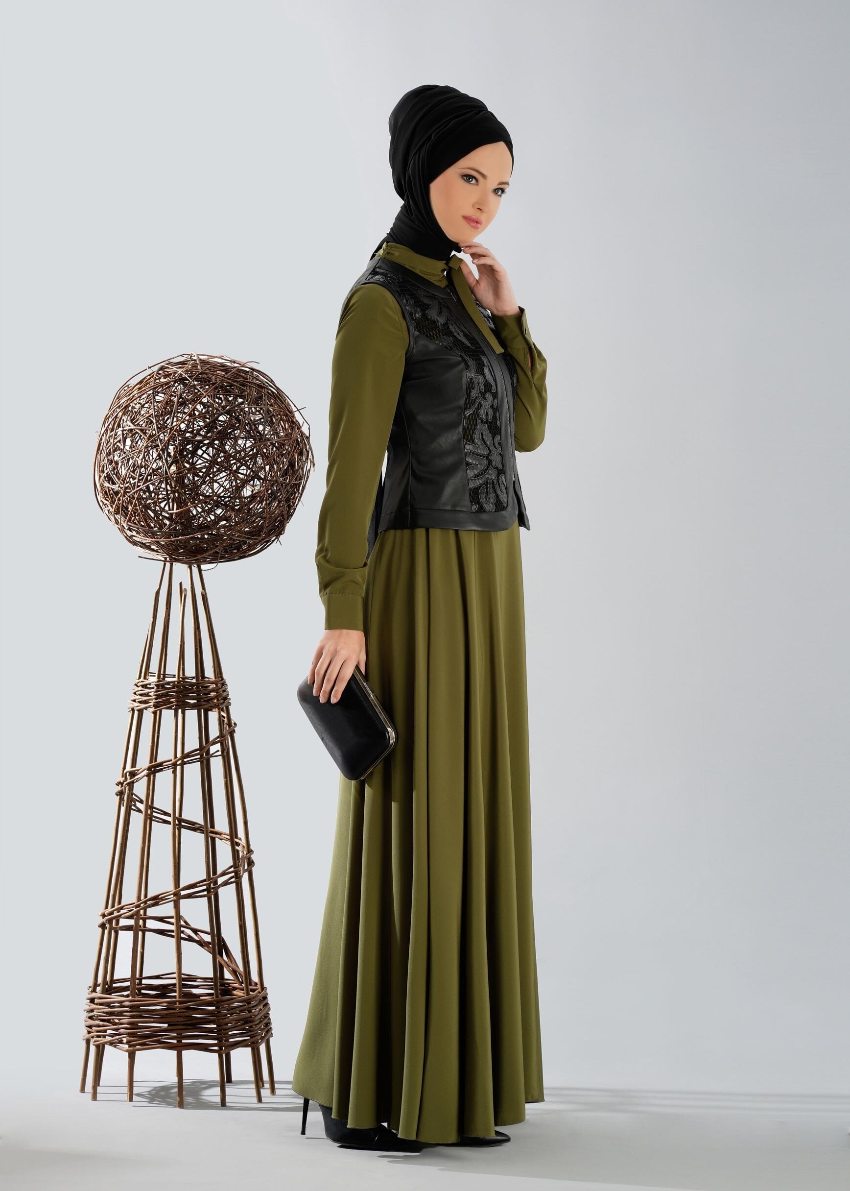 Tesettür giyim YEŞİL YELEĞİ DERİ ELBİSE 4700 