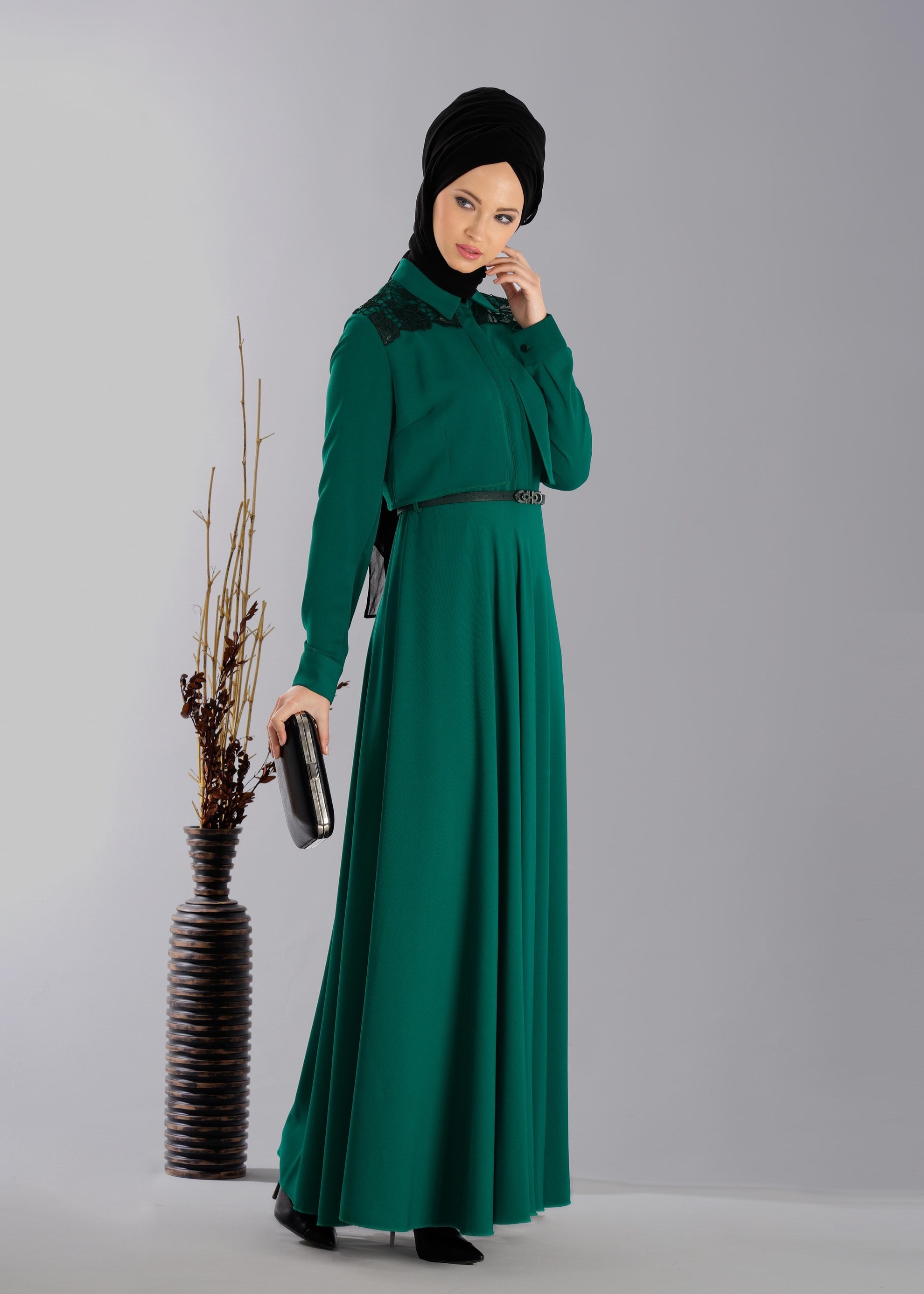 Tesettür giyim YEŞİL OMUZLARI DANTEL DETAYLI ELBİSE 4702 