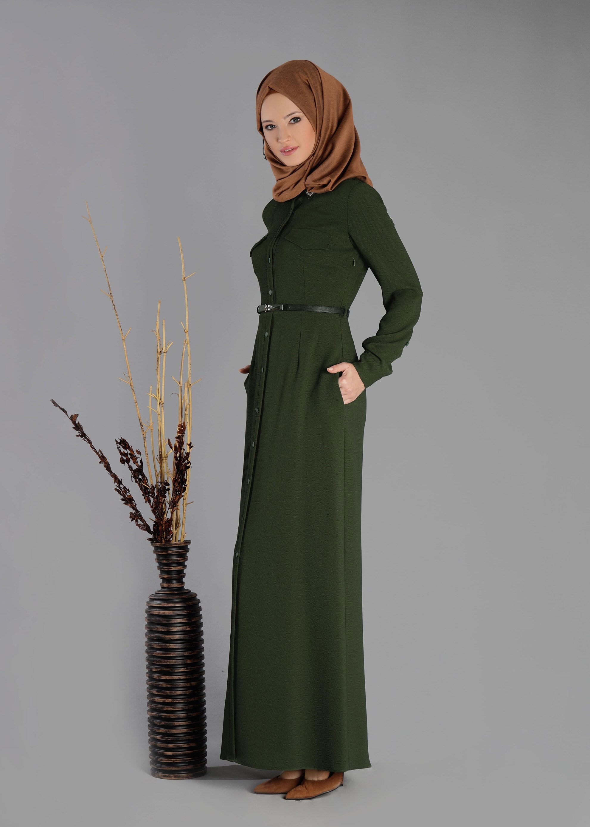 Tesettür giyim HAKİ CEP DETAYLI DÜĞMELİ ELBİSE 4703 