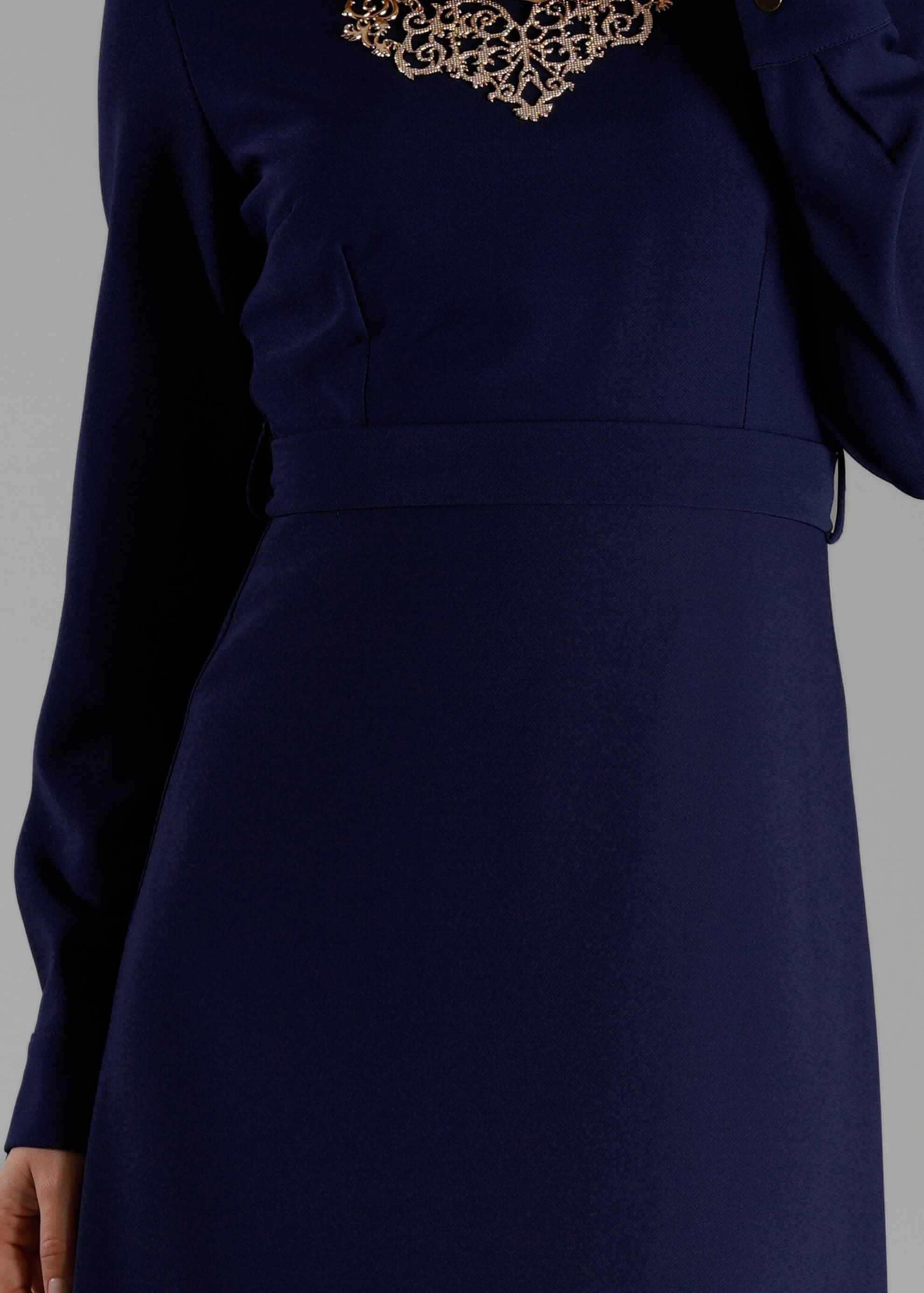 Tesettür giyim LACİVERT 4704 ELBİSE