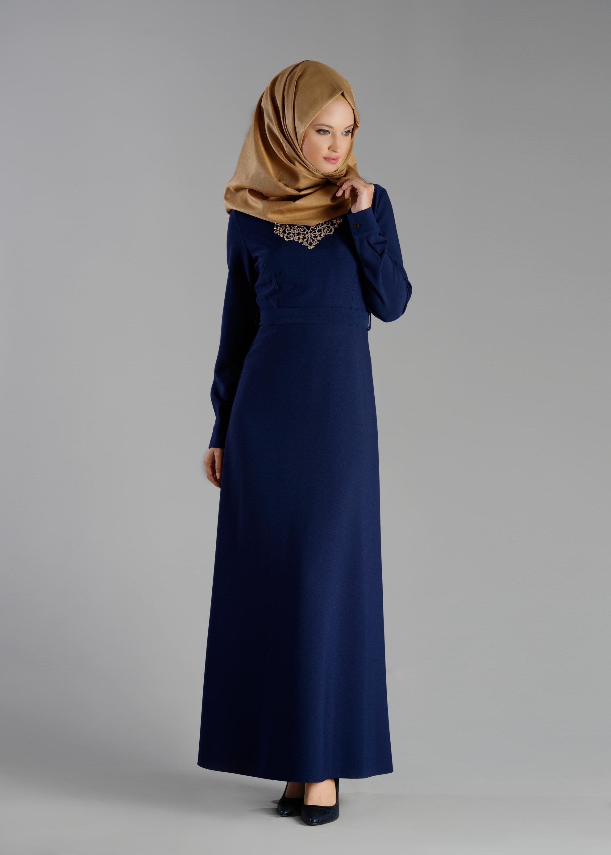 Tesettür giyim LACİVERT 4704 ELBİSE