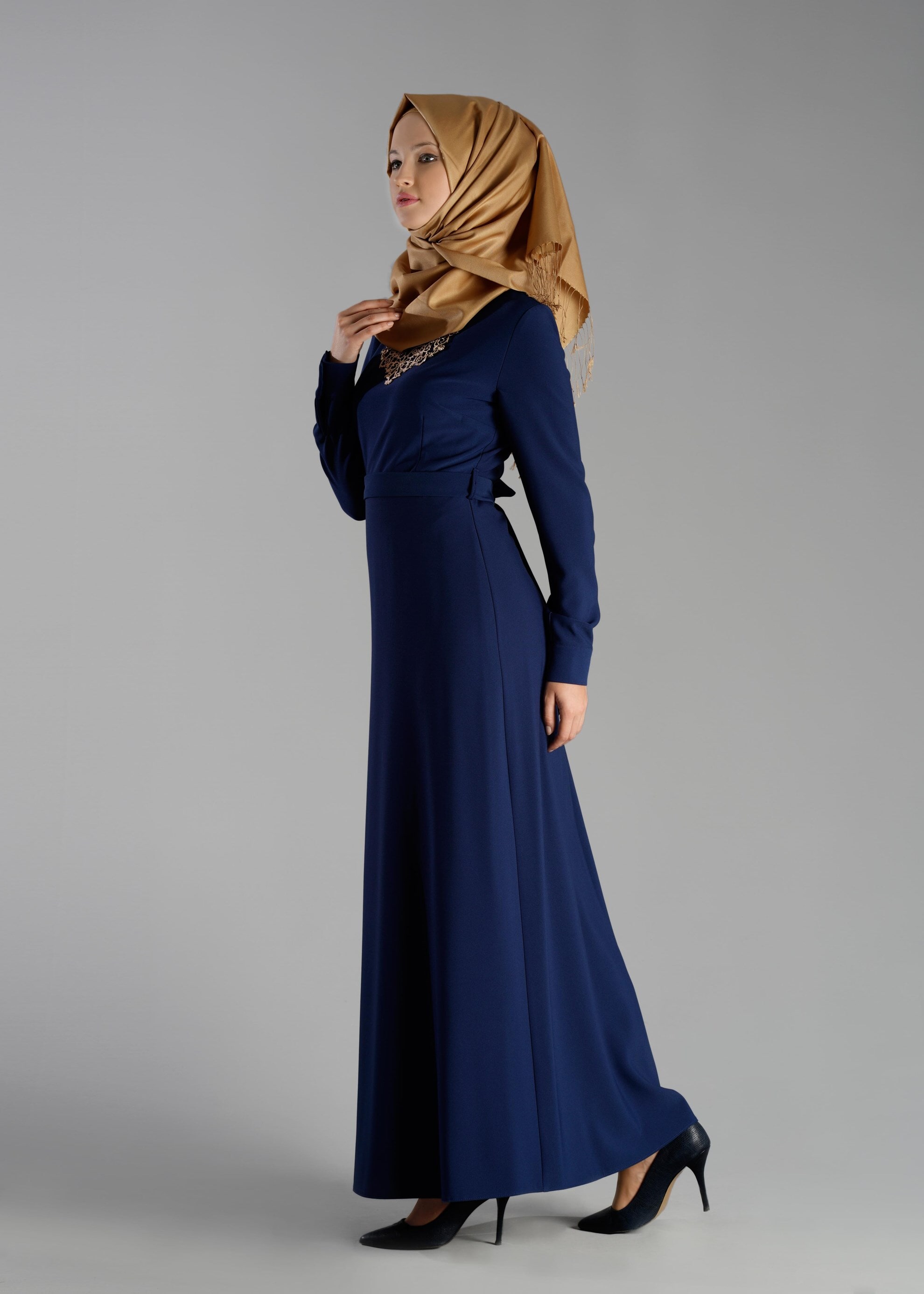 Tesettür giyim LACİVERT 4704 ELBİSE