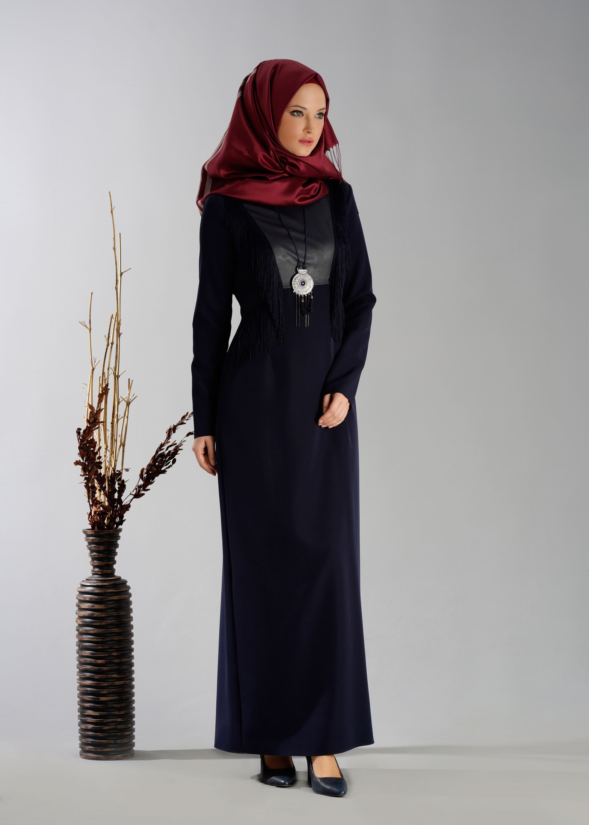Tesettür giyim LACİVERT PÜSKÜLLÜ ELBİSE 4849 