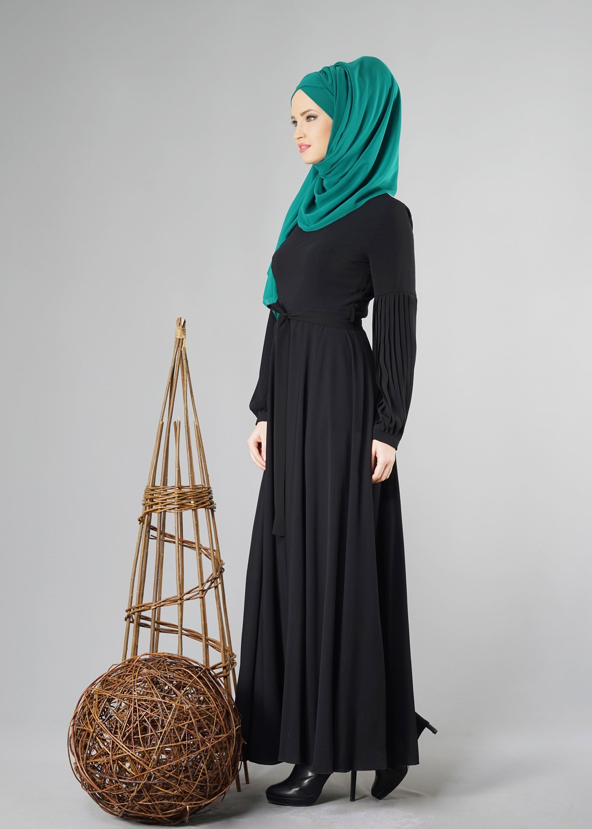 Tesettür giyim SİYAH 4883 ELBİSE