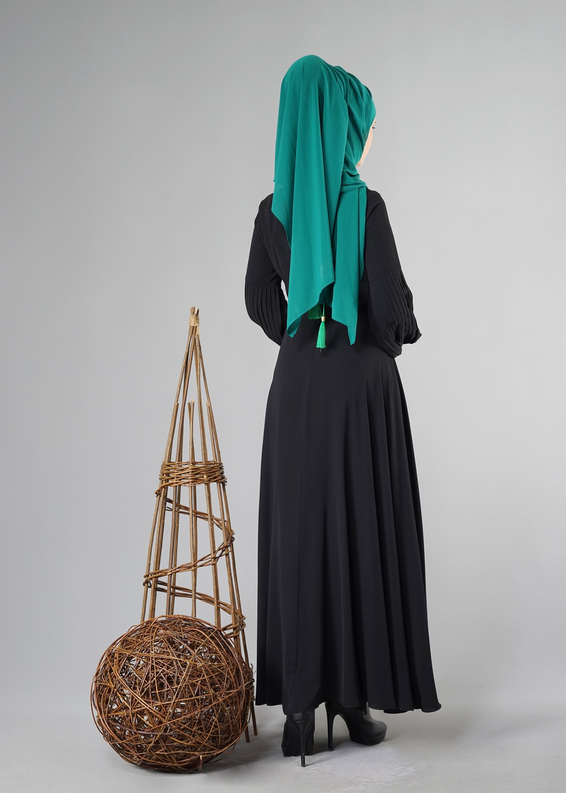 Tesettür giyim SİYAH 4883 ELBİSE