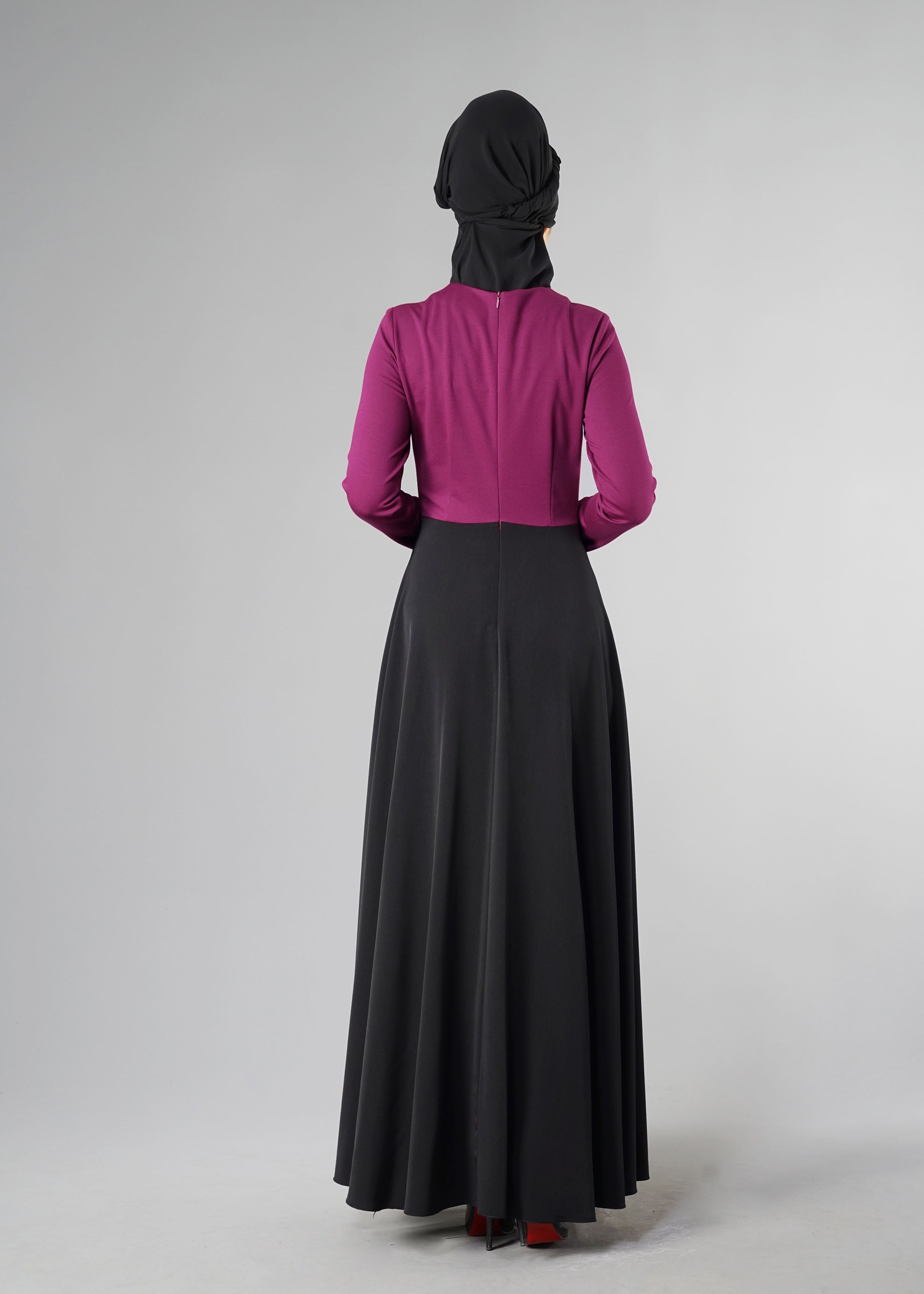 Tesettür giyim MOR DERİ DESEN DETAYLI ELBİSE 4902 