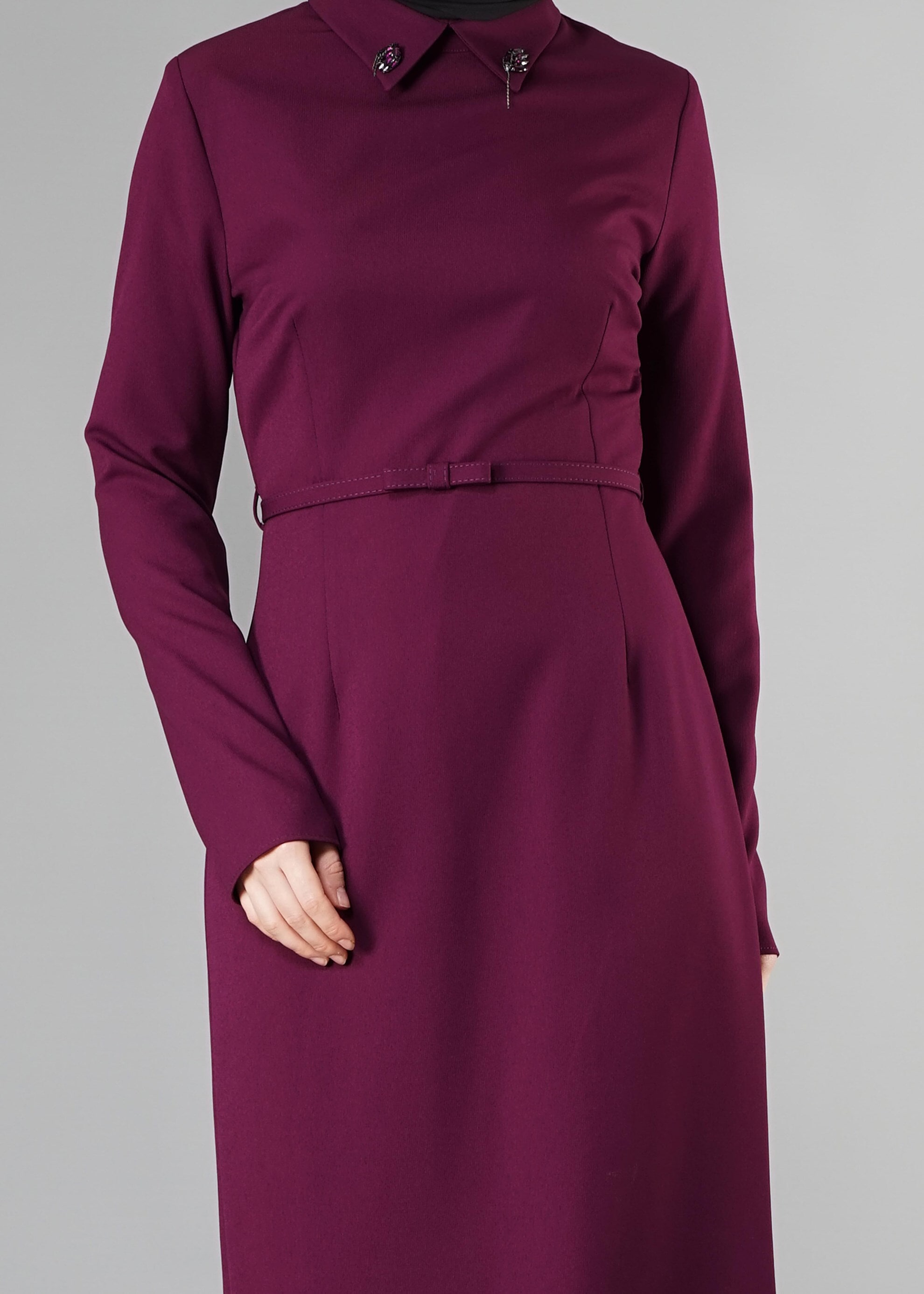 Tesettür giyim MOR KEMERLİ ELBİSE 4905 