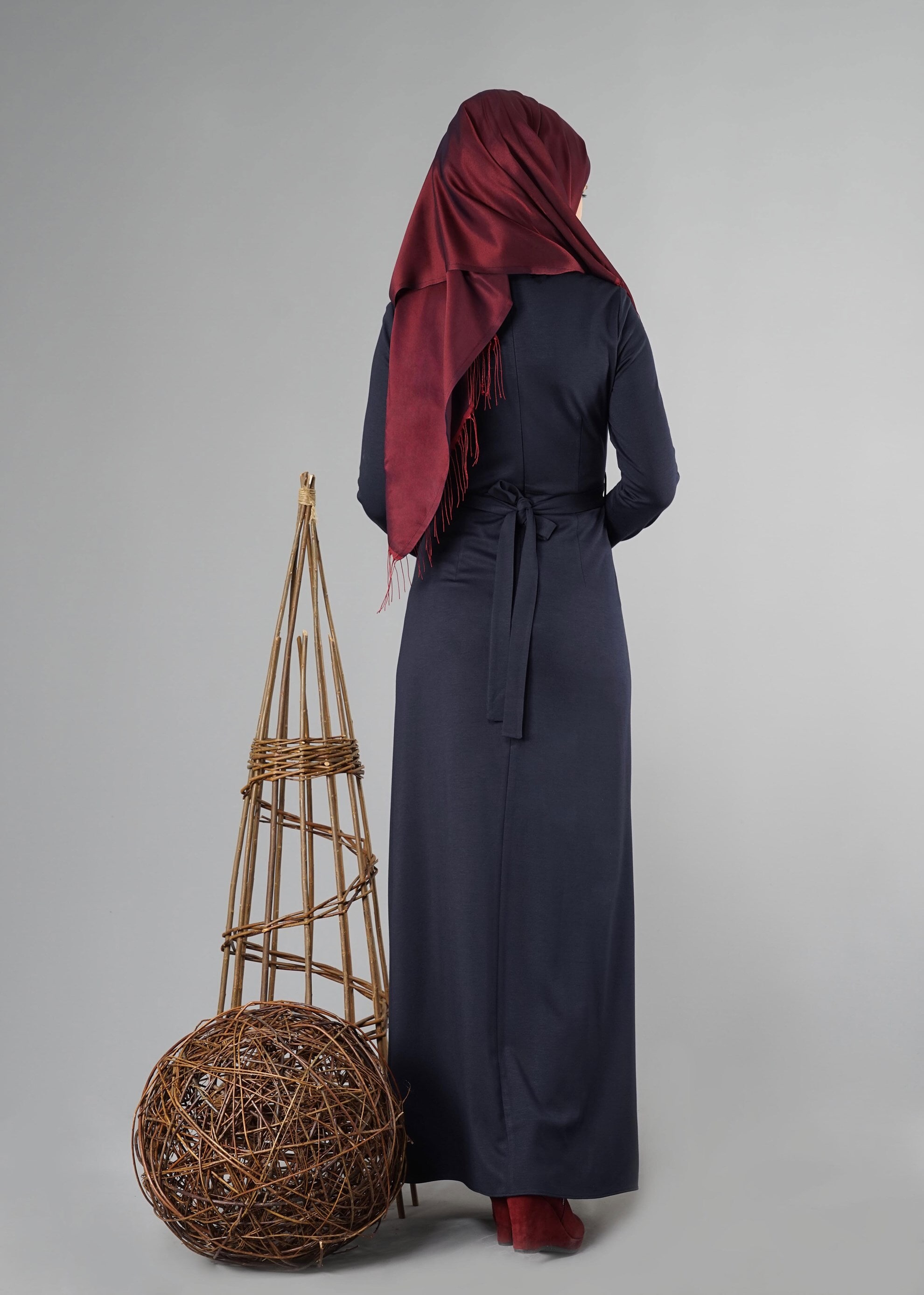 Tesettür giyim LACİVERT GÜPÜR DETAYLI ELBİSE 4907 