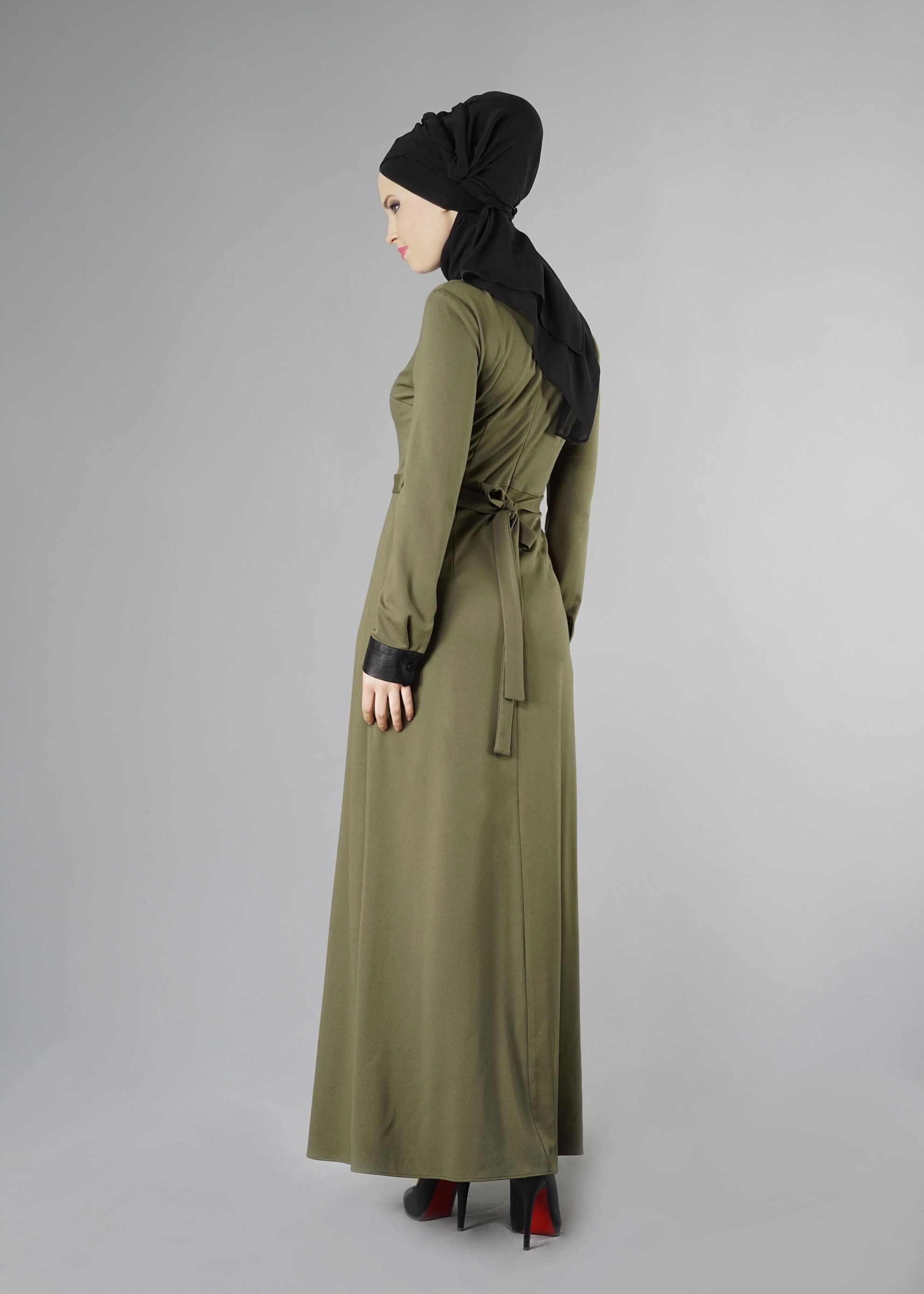 Tesettür giyim HAKİ GÜPÜR DETAYLI ELBİSE 4907 