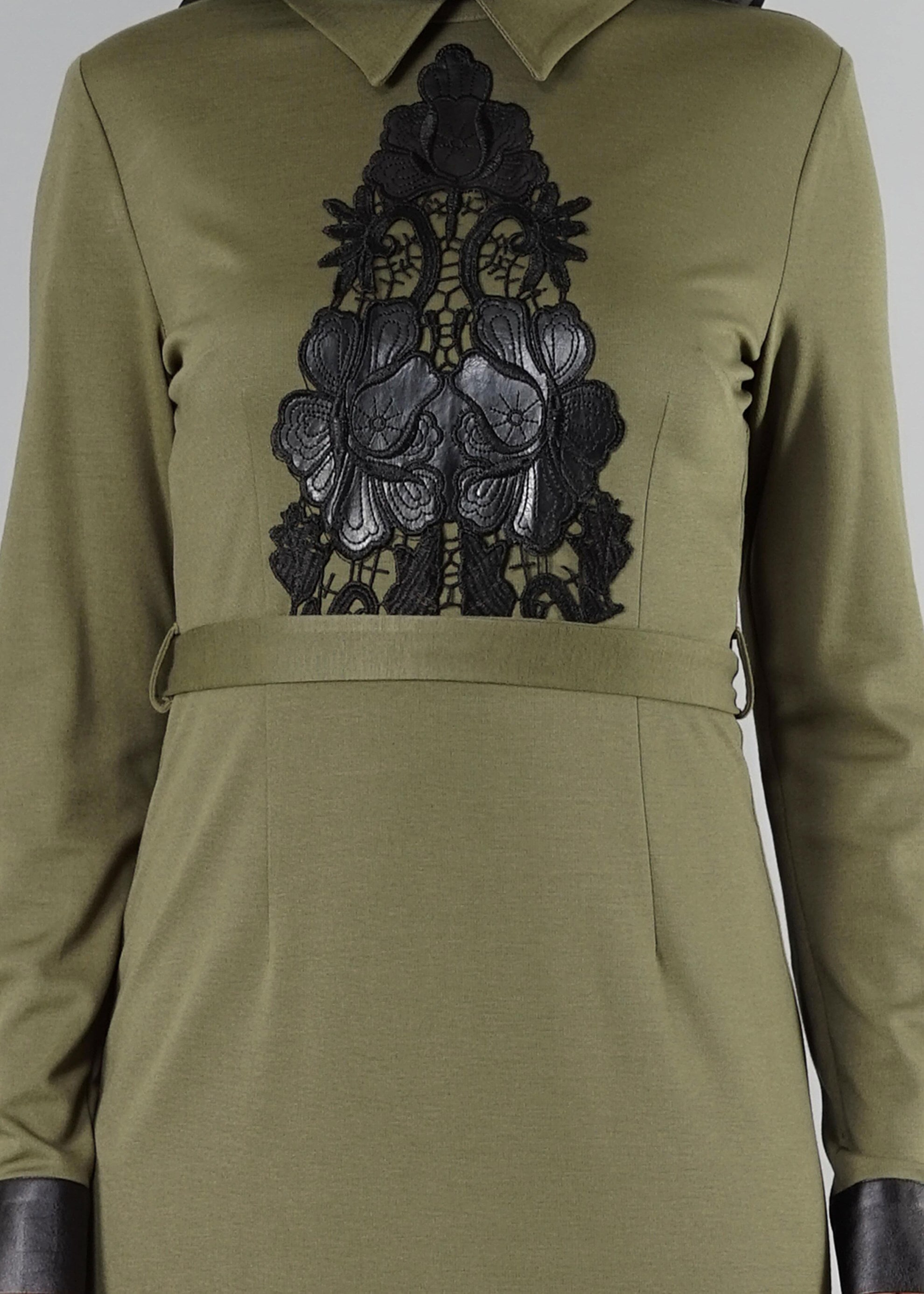 Tesettür giyim HAKİ GÜPÜR DETAYLI ELBİSE 4907 