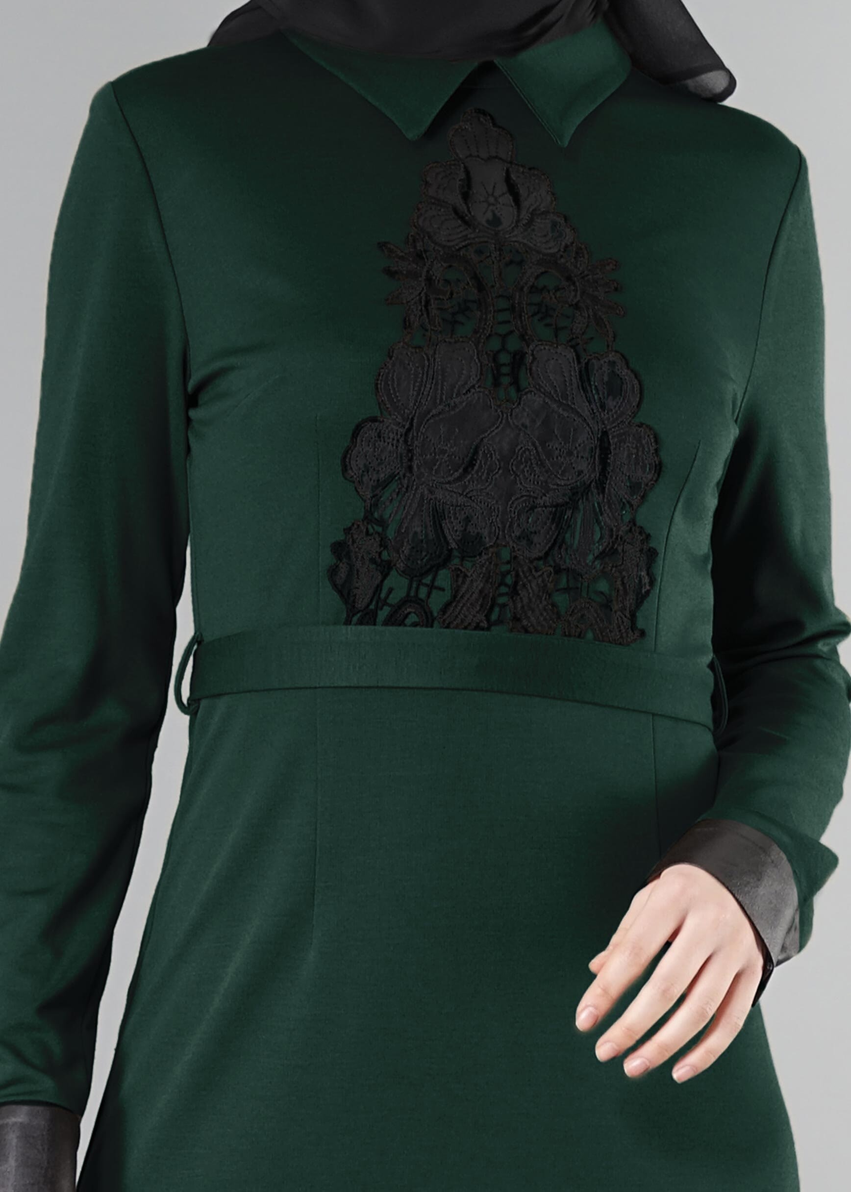 Tesettür giyim YEŞİL GÜPÜR DETAYLI ELBİSE 4907 