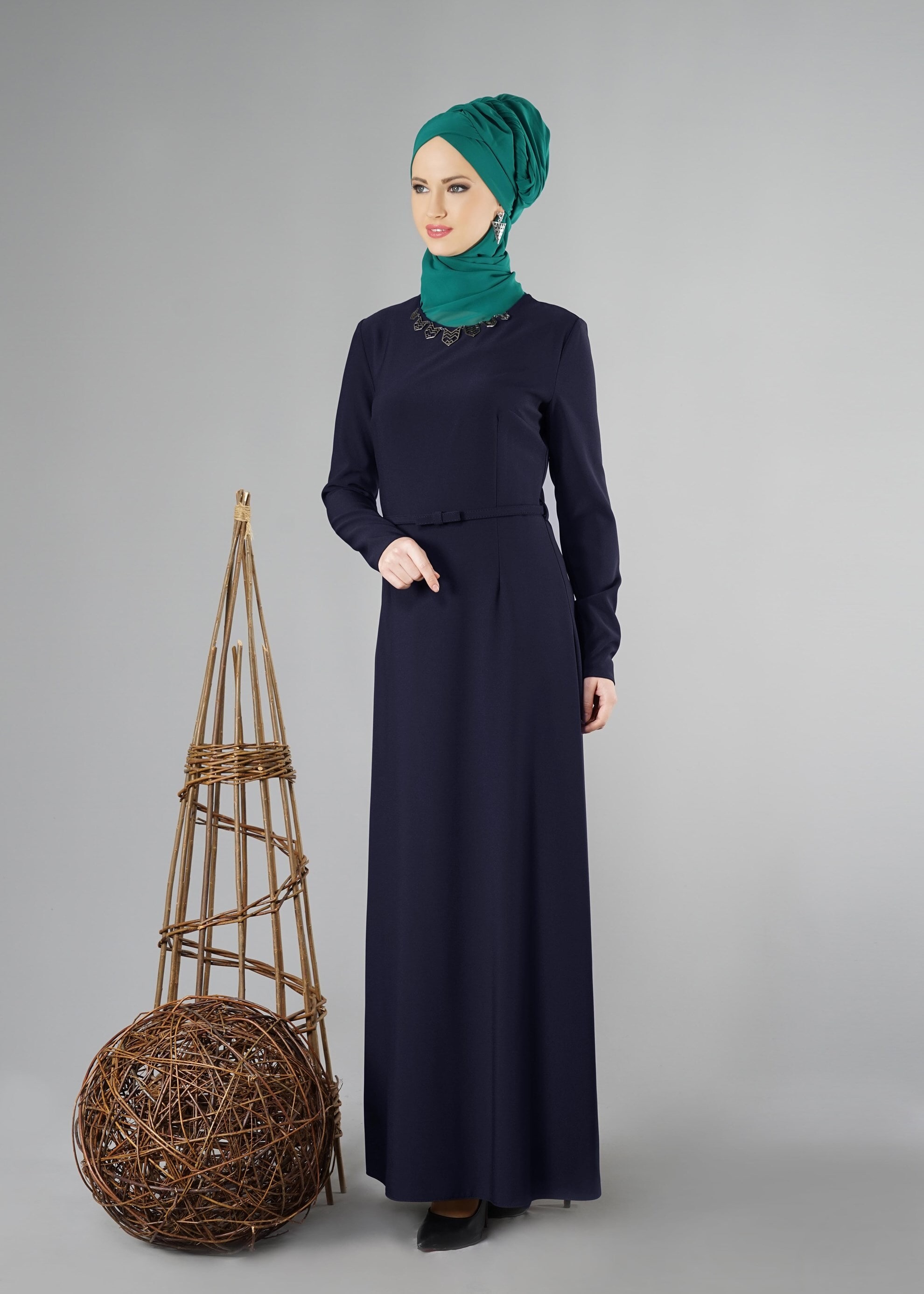 Tesettür giyim LACİVERT KLASİK ELBİSE 4935 