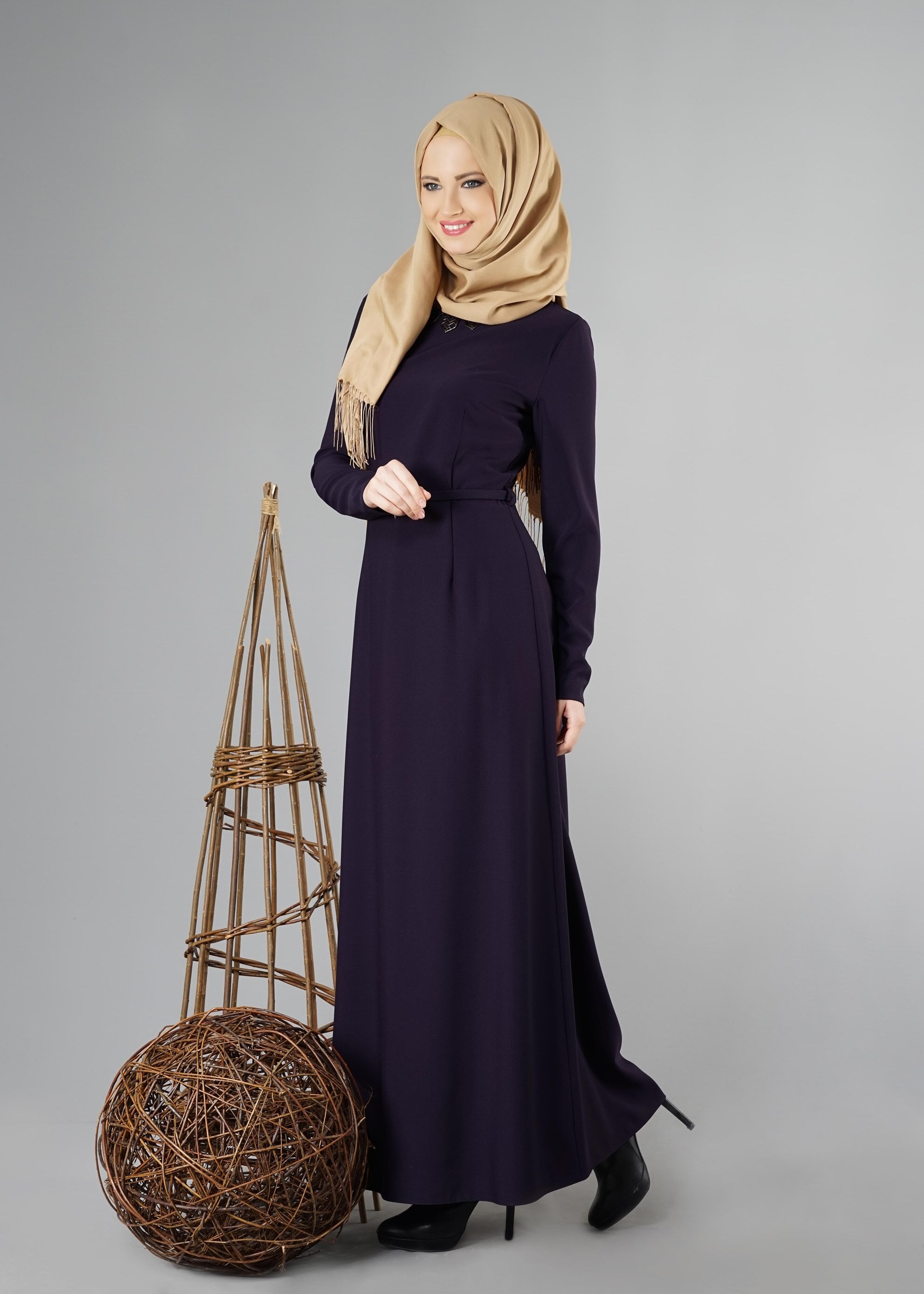 Tesettür giyim MÜRDÜM KLASİK ELBİSE 4935 