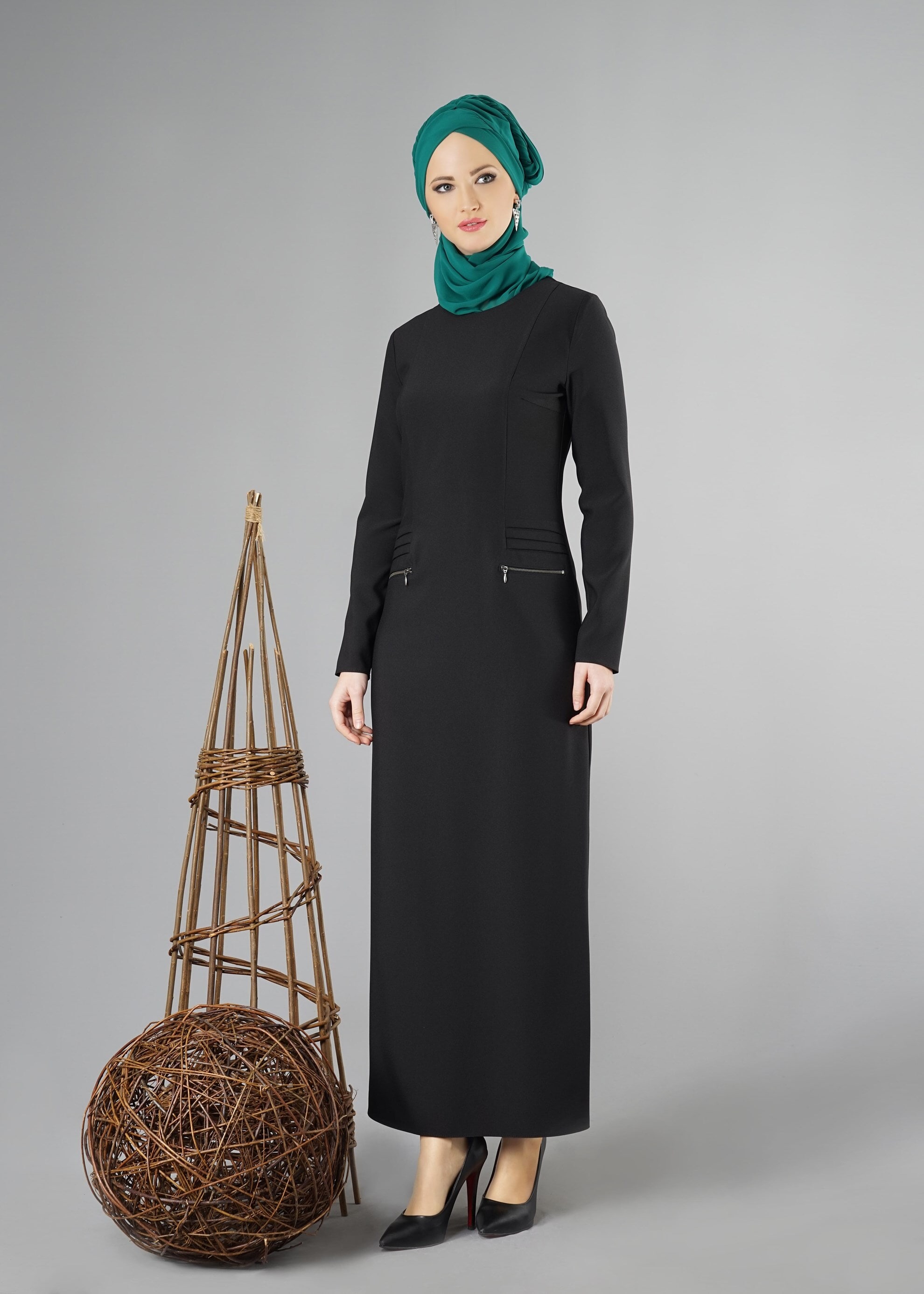 Tesettür giyim SİYAH 4937 ELBİSE