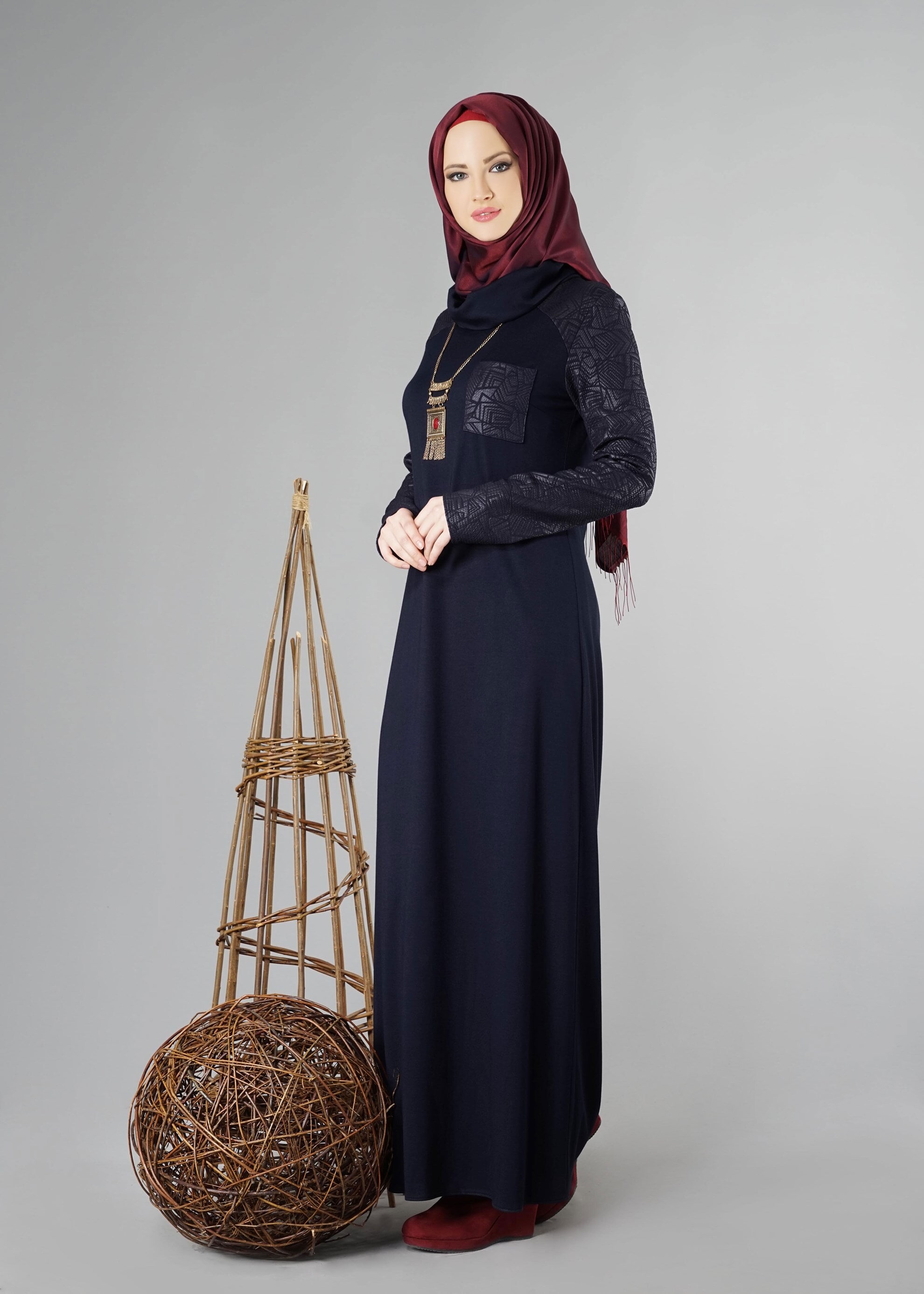 Tesettür giyim LACİVERT DESENLİ ELBİSE 4938 