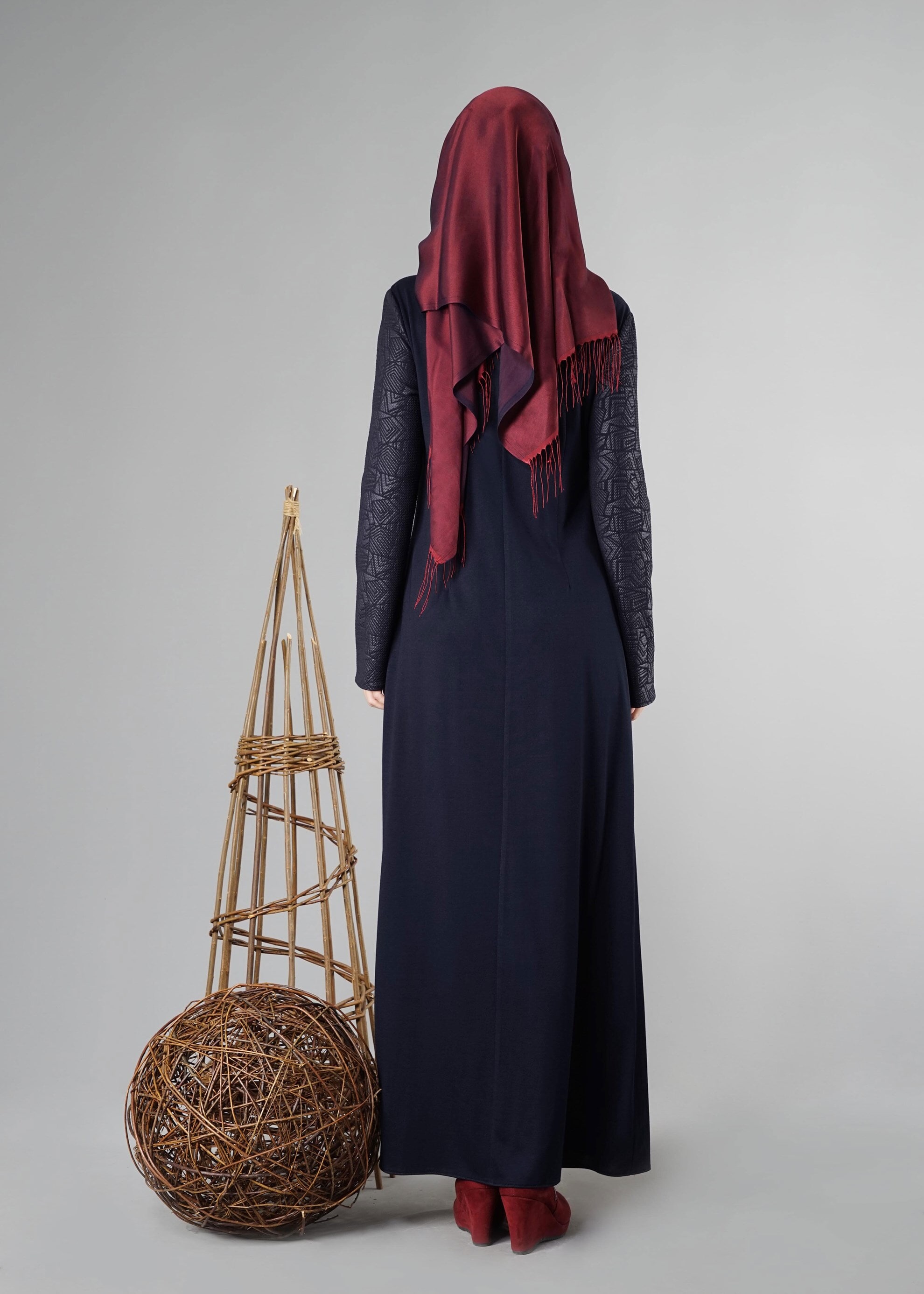 Tesettür giyim LACİVERT DESENLİ ELBİSE 4938 