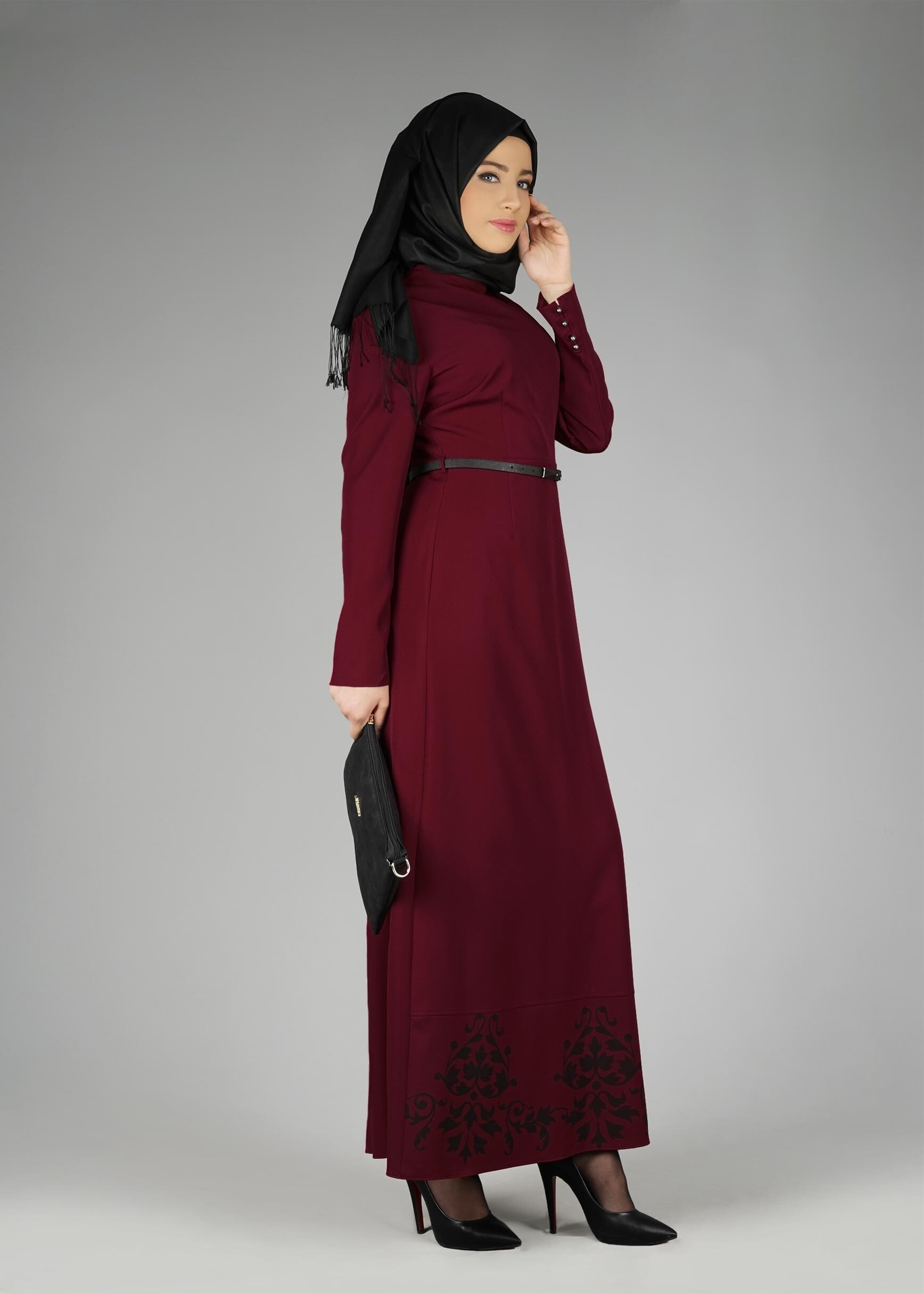 Tesettür giyim BORDO ETEK UCU DESENLİ ELBİSE 4963 