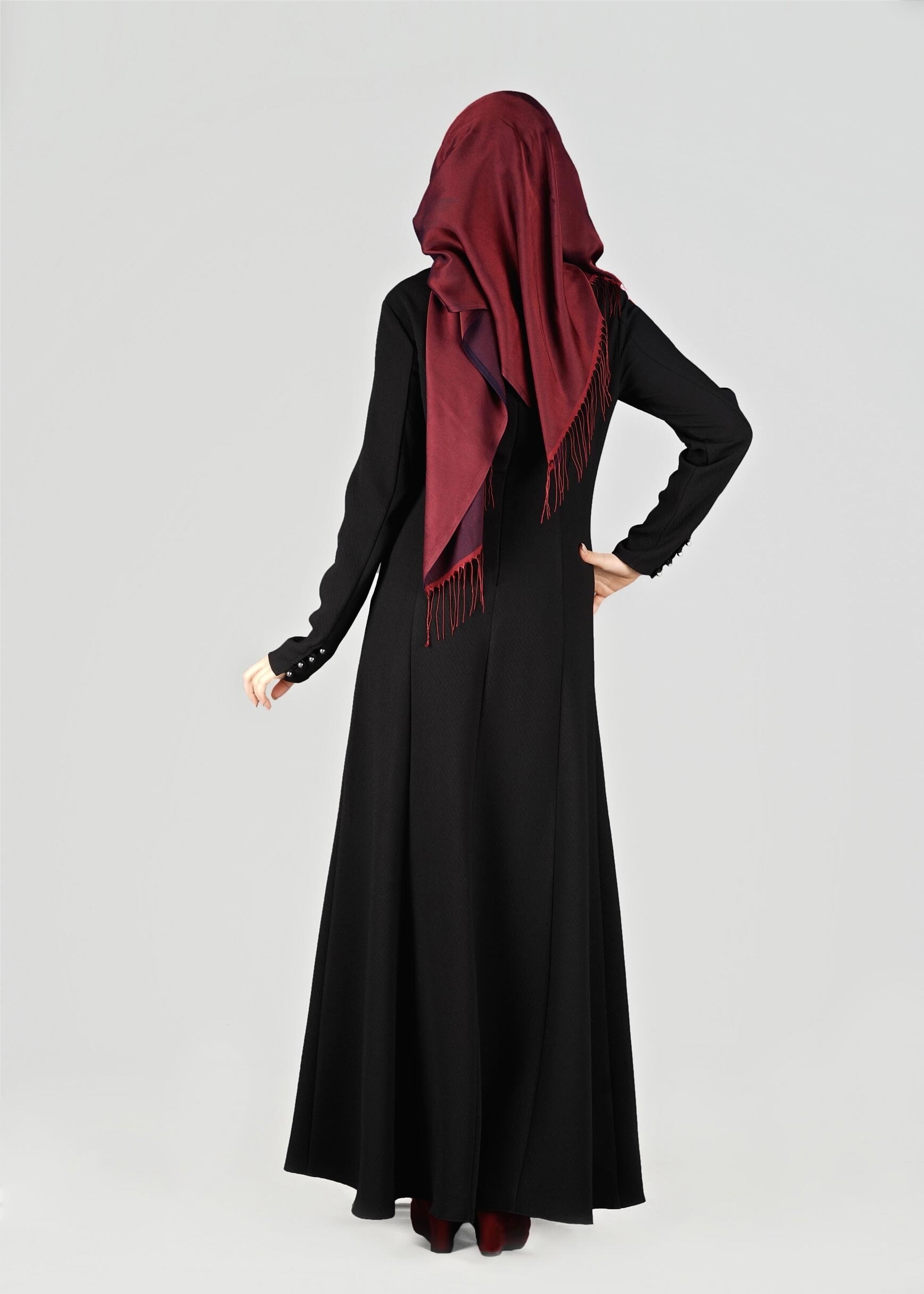 Tesettür giyim SİYAH NAKIŞLI FERMUARLI ELBİSE 4966 