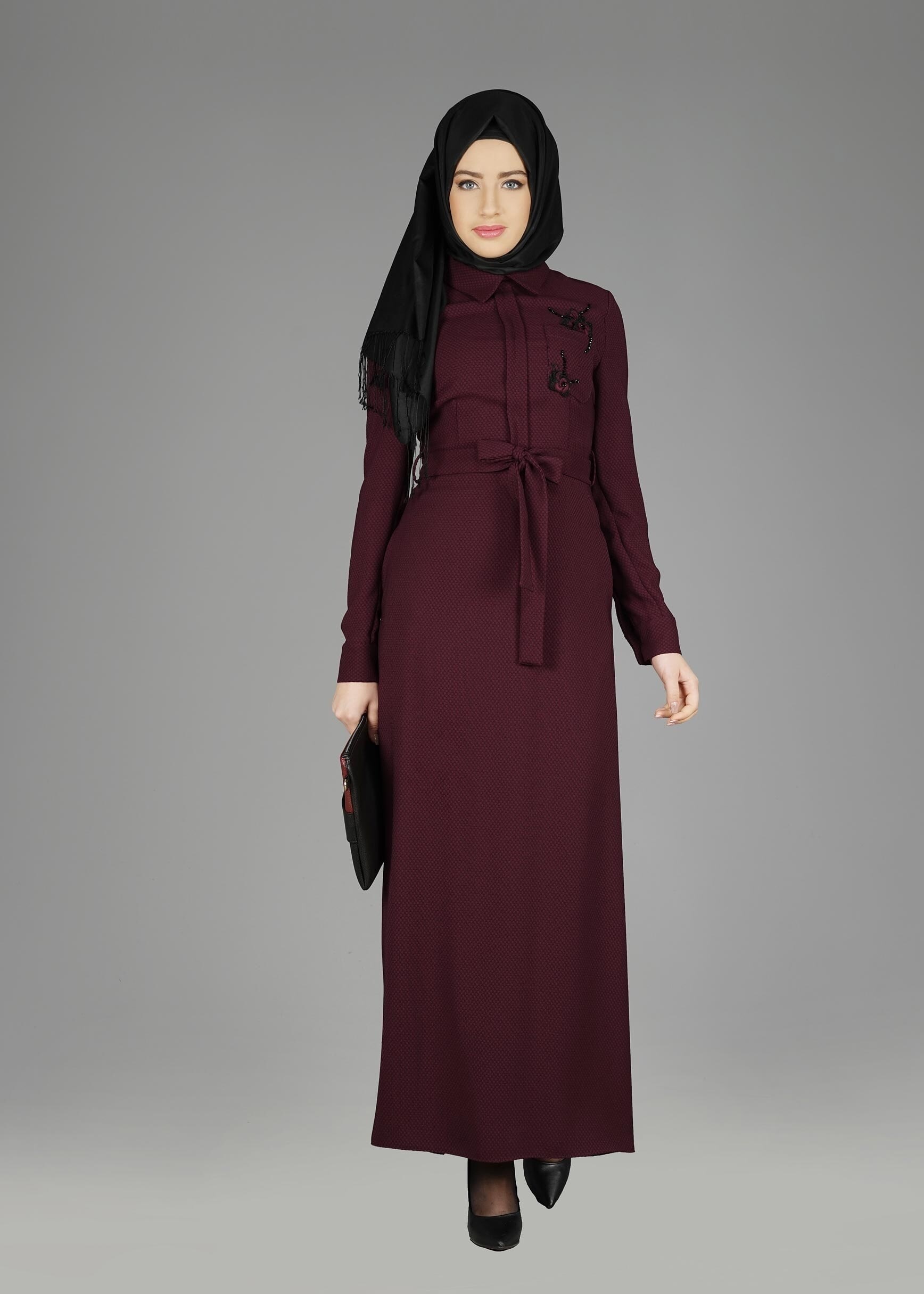 Tesettür giyim MÜRDÜM BELİ KUŞAKLI  ÜÇ BOYUTLU ÇİÇEK DETAYLI ELBİSE  4969 