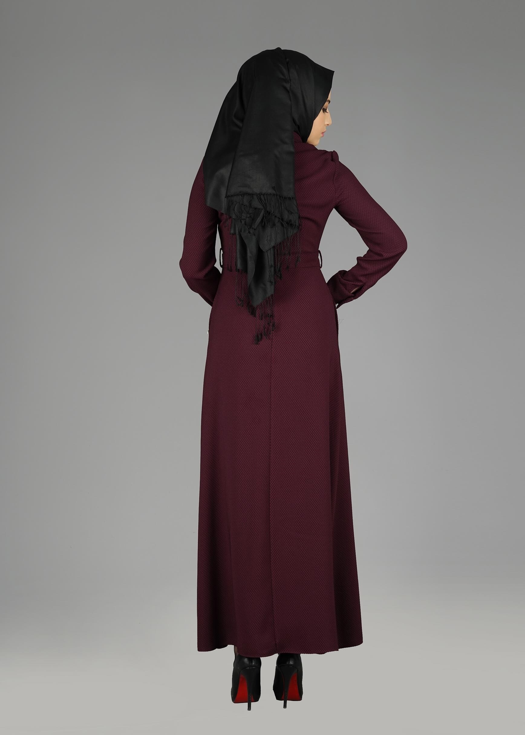 Tesettür giyim MÜRDÜM BELİ KUŞAKLI  ÜÇ BOYUTLU ÇİÇEK DETAYLI ELBİSE  4969 