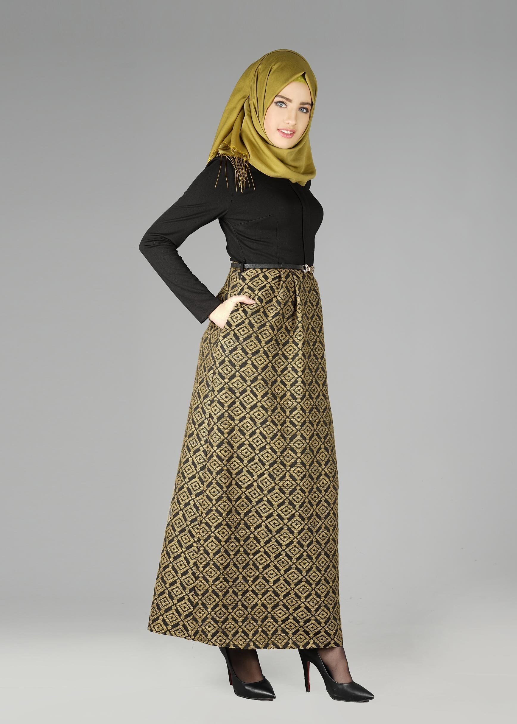 Tesettür giyim YEŞİL DESENLİ ELBİSE 4986 