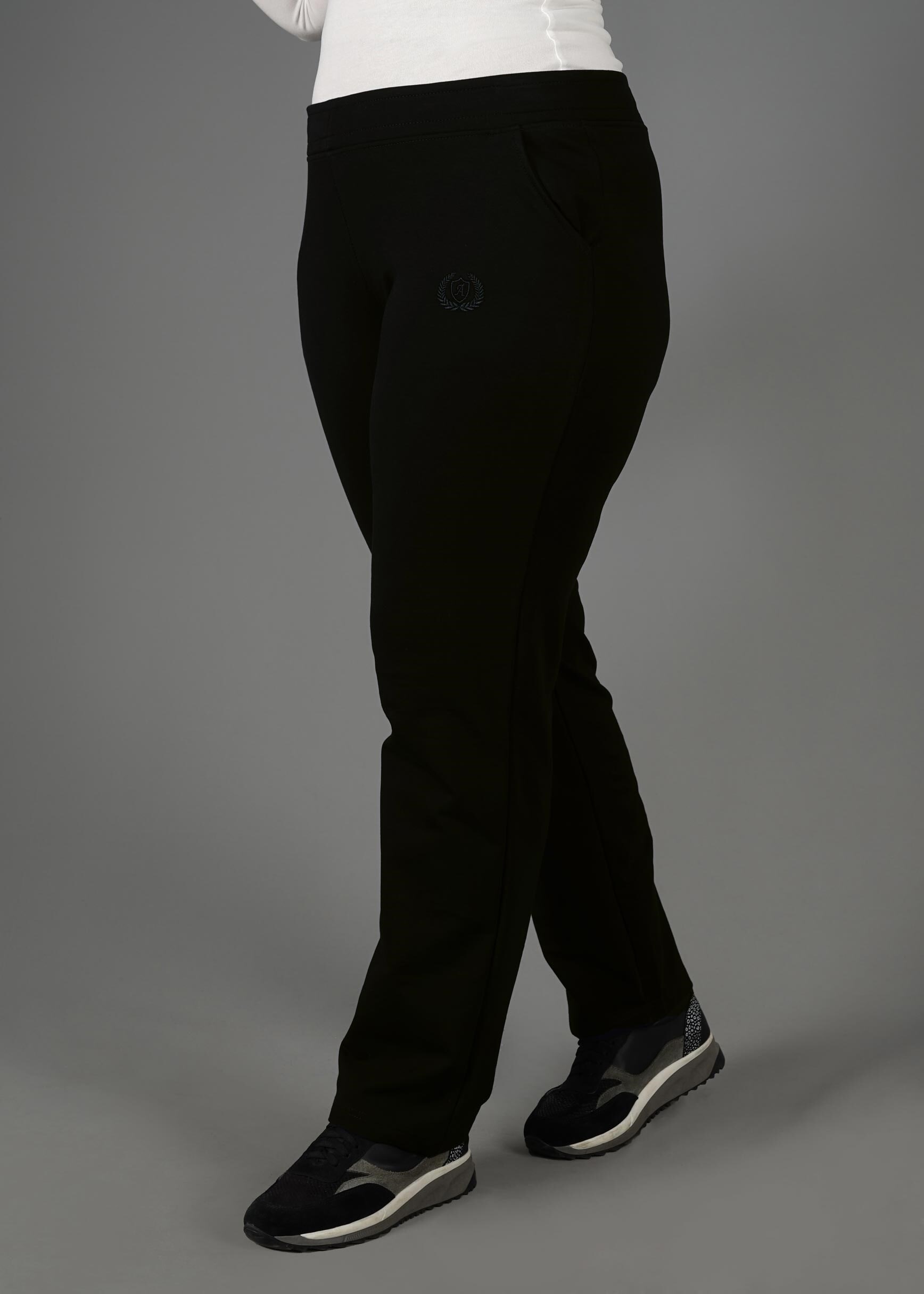 Hijab clothing BLACK POCKETED JOGGERS 7054 