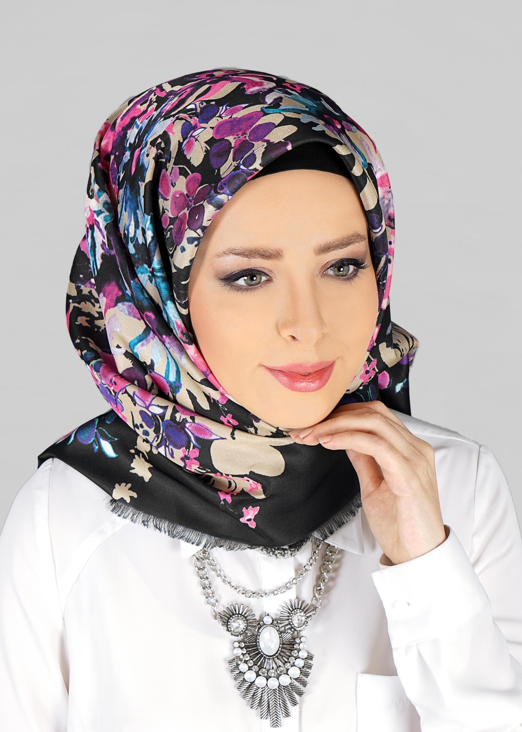 Tesettür giyim SİYAH 9803 ALVİNA DİJİTAL TAFTA ESARP