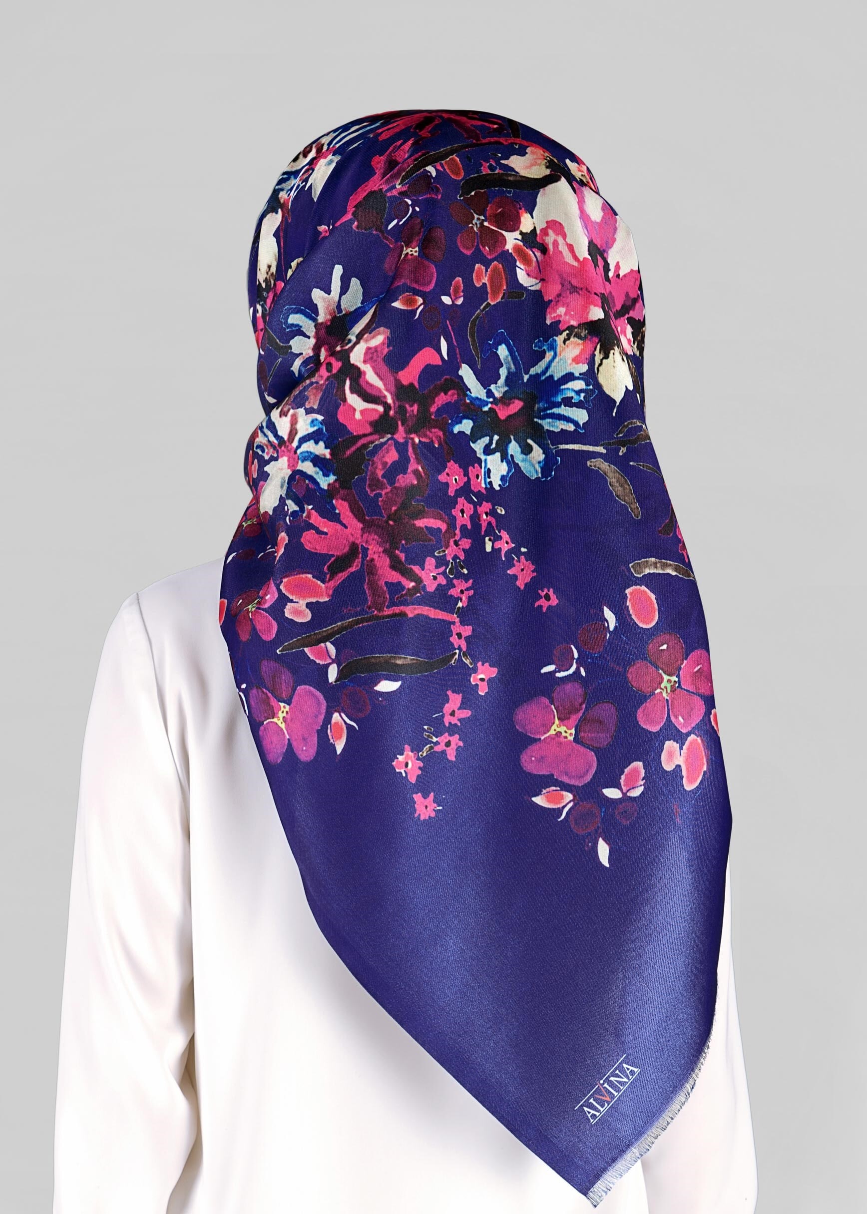 Tesettür giyim LACİVERT 9803 ALVİNA DİJİTAL TAFTA ESARP