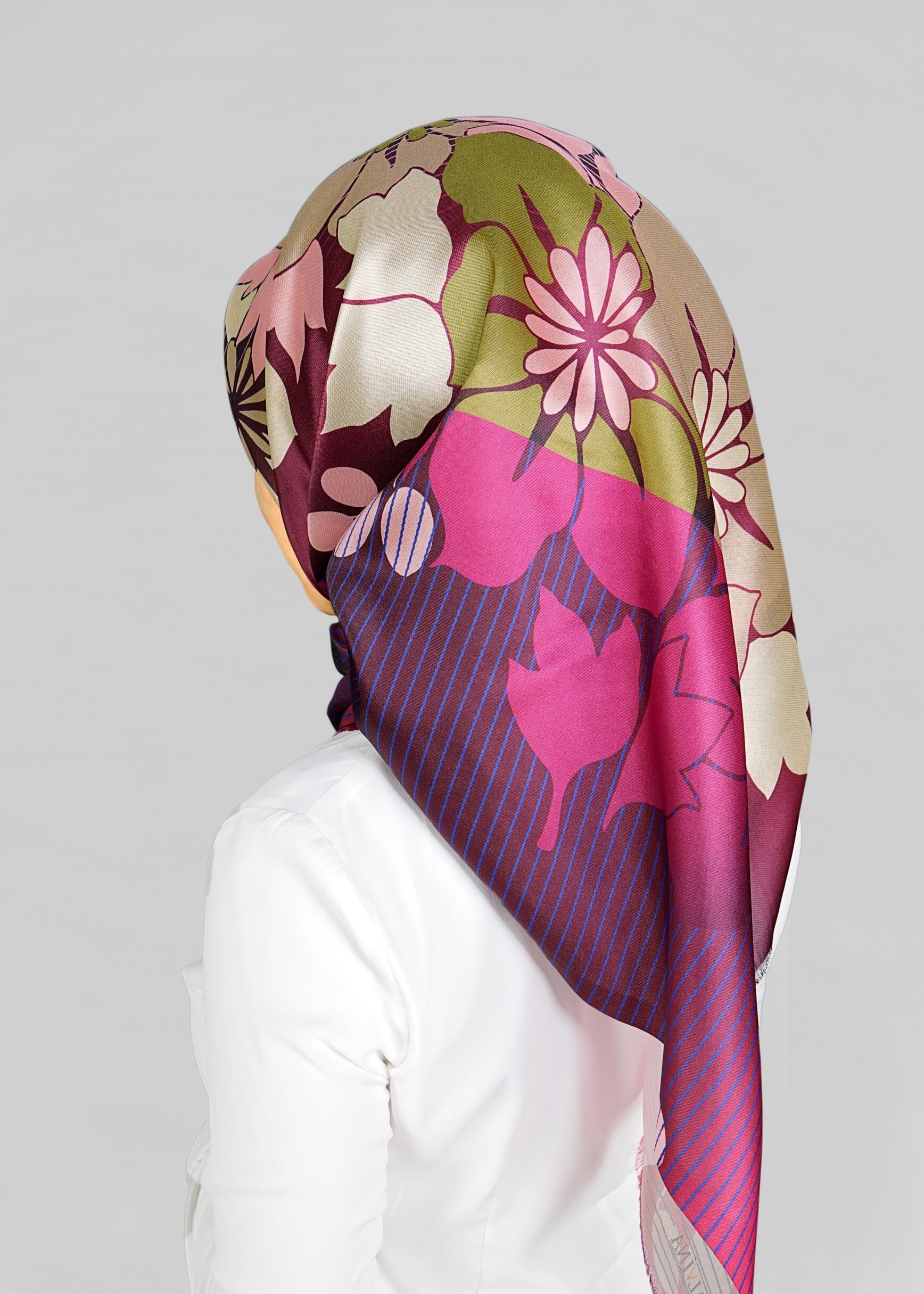 Tesettür giyim LACİVERT 9811 ALVİNA DİJİTAL TAFTA ESARP