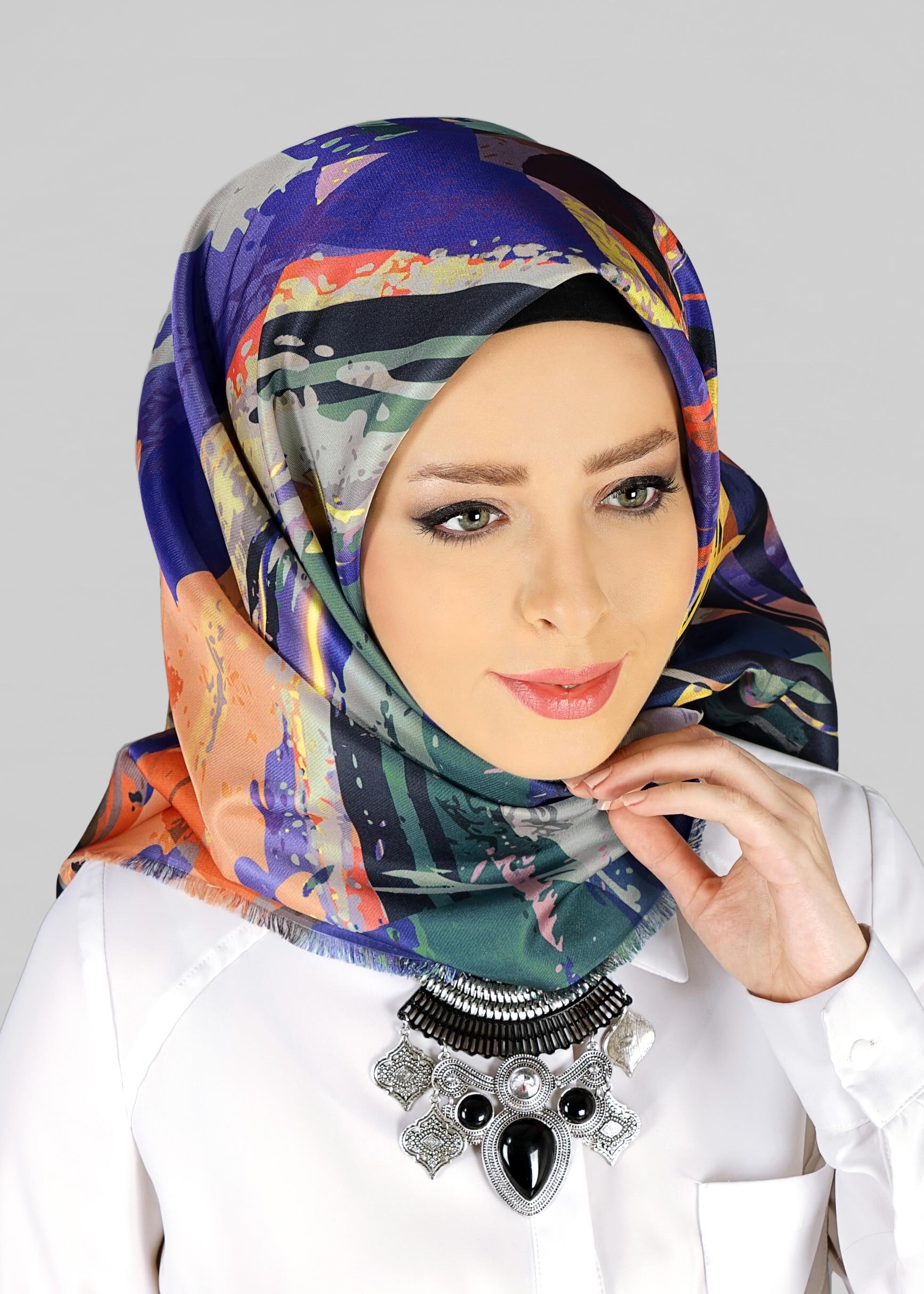 Tesettür giyim SİYAH 9812 ALVİNA DİJİTAL TAFTA ESARP