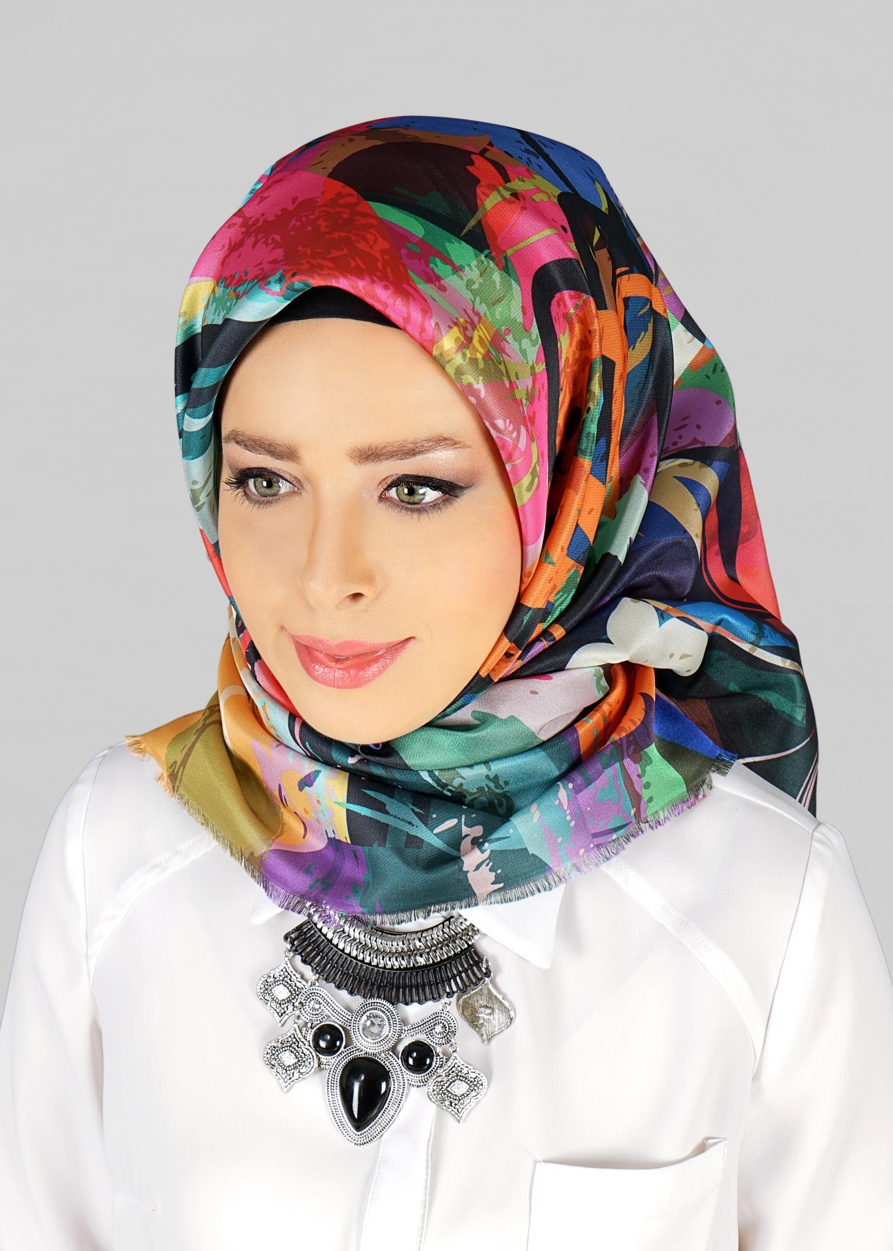 Tesettür giyim SİYAH 9812 ALVİNA DİJİTAL TAFTA ESARP