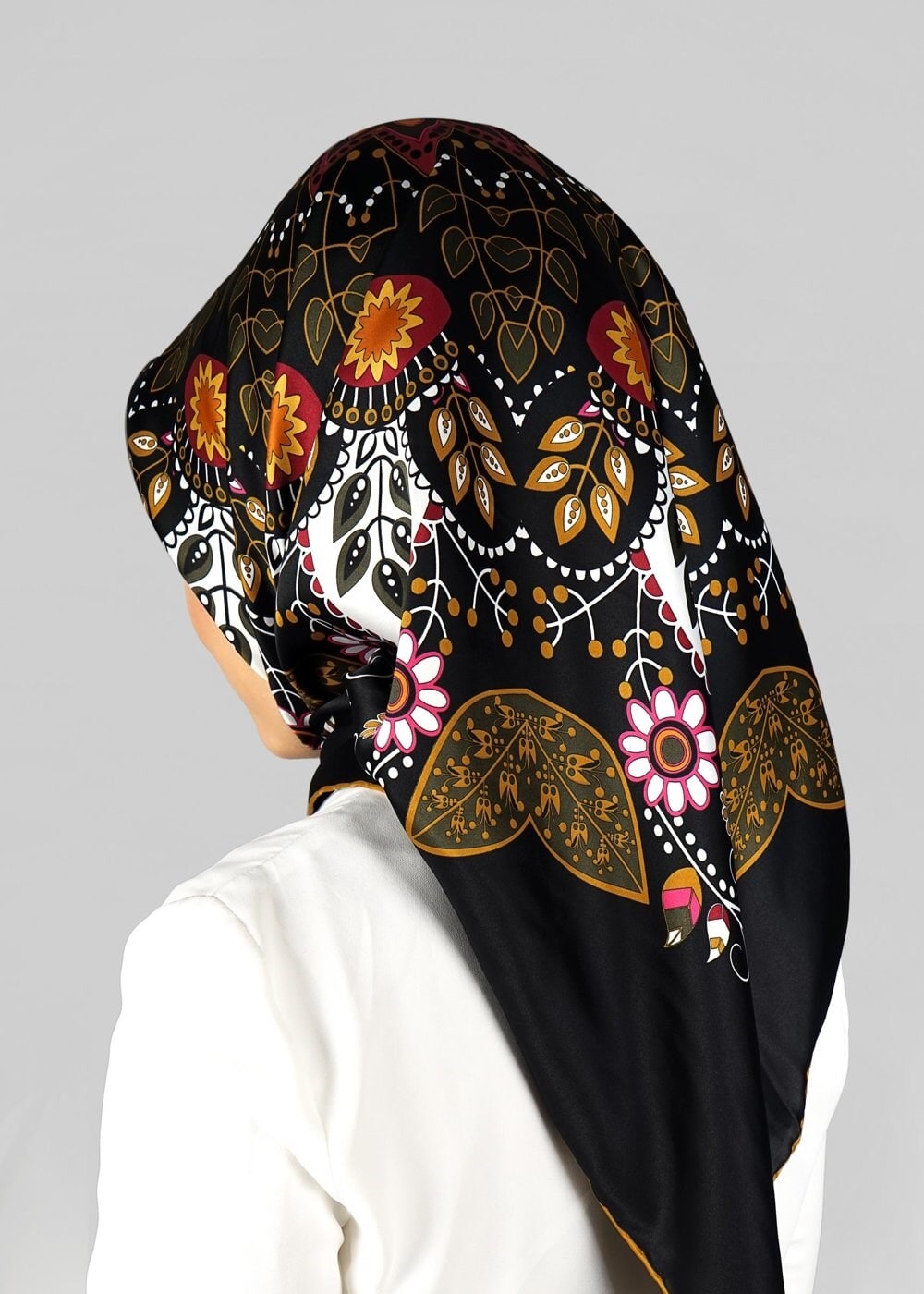 Tesettür giyim SİYAH 11294 ALVİNA DESENLİ EŞARP