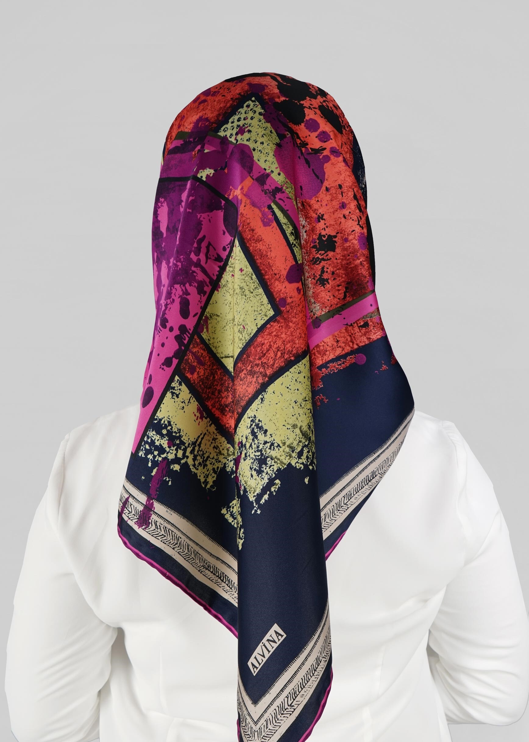 Tesettür giyim LACİVERT 12767 ALVİNA DESENİ EŞARP