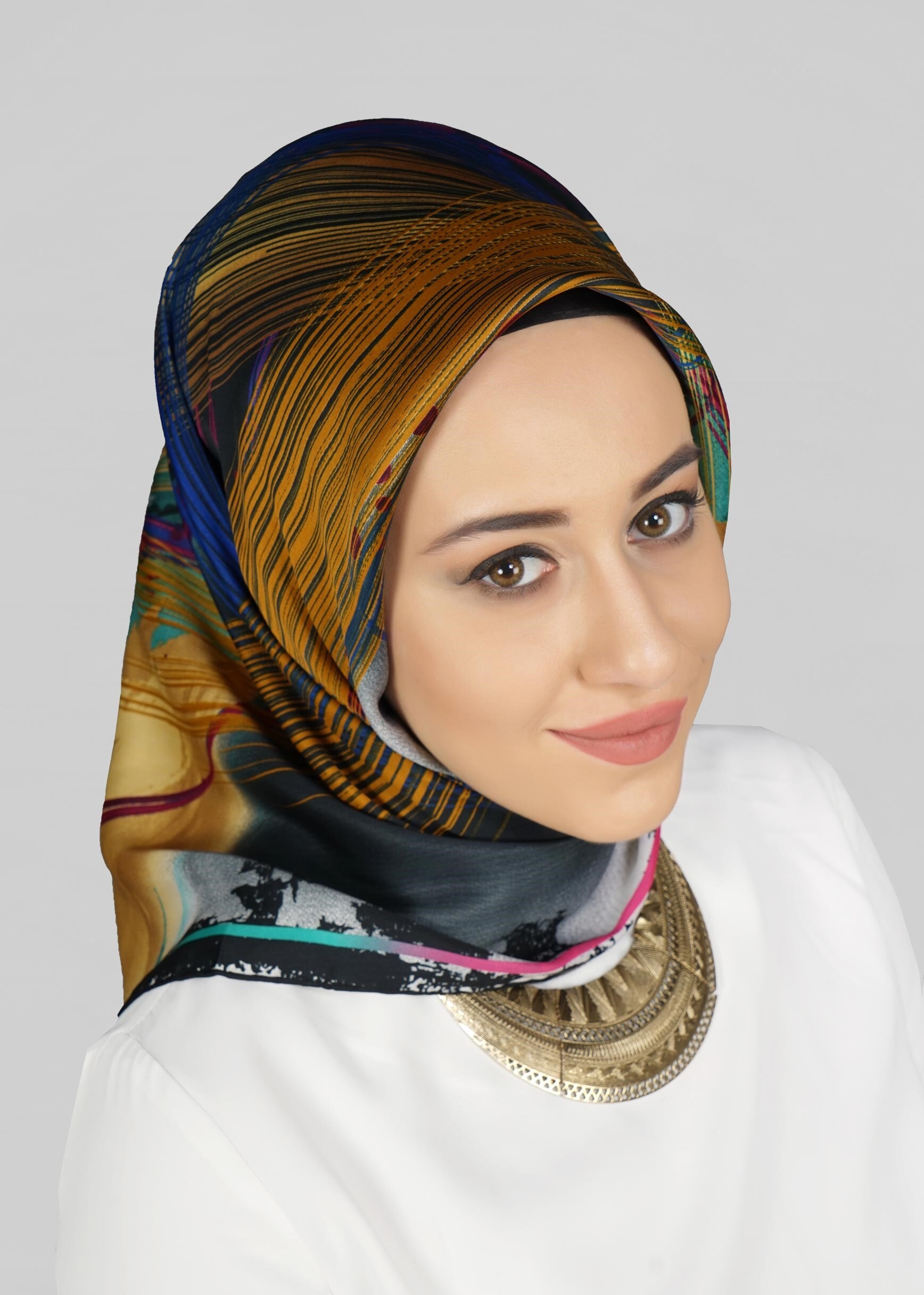 Tesettür giyim SİYAH 12768 ALVİNA DESENLİ EŞARP