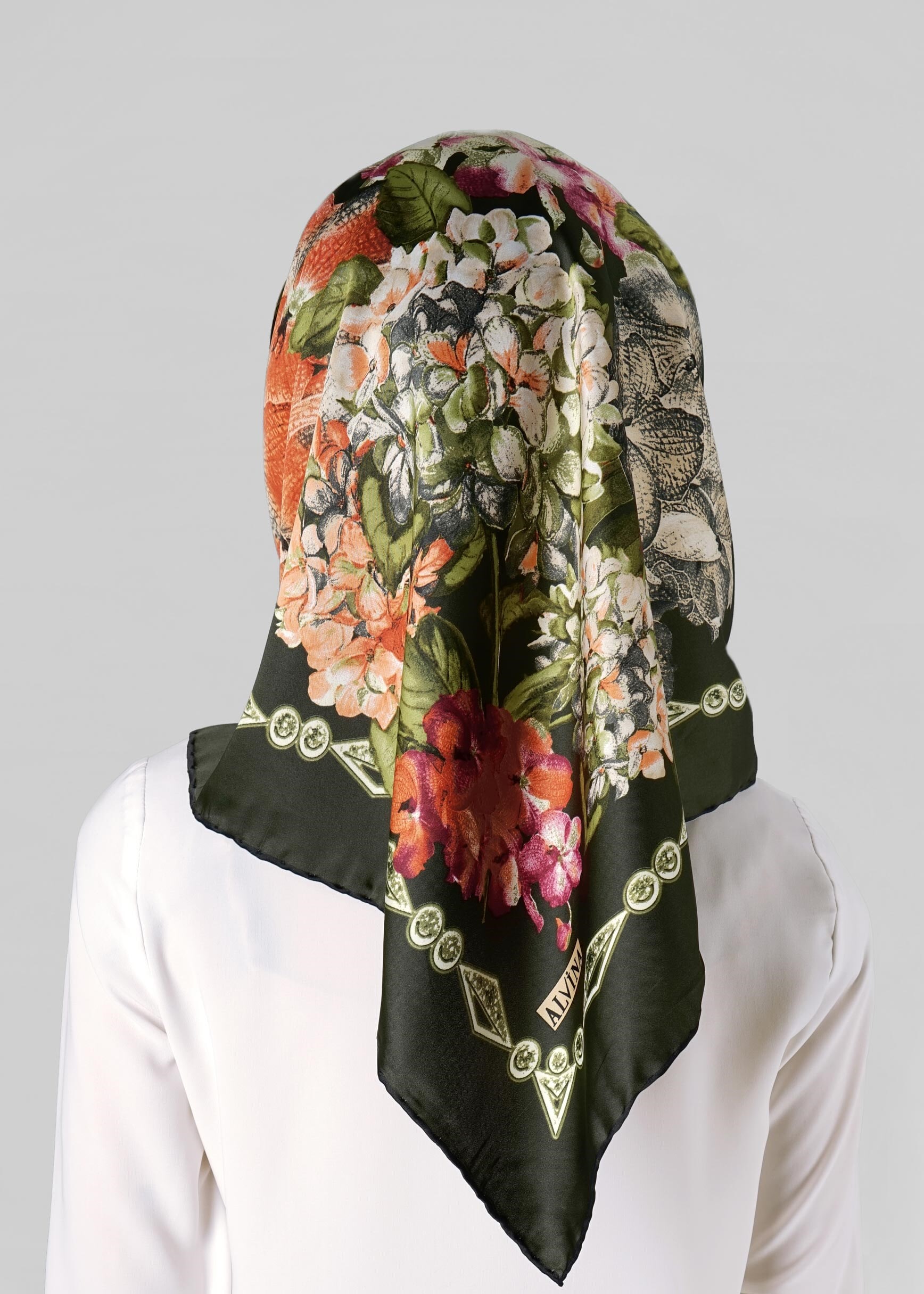 Tesettür giyim HAKİ 12769 ALVİNA DESENLİ EŞARP