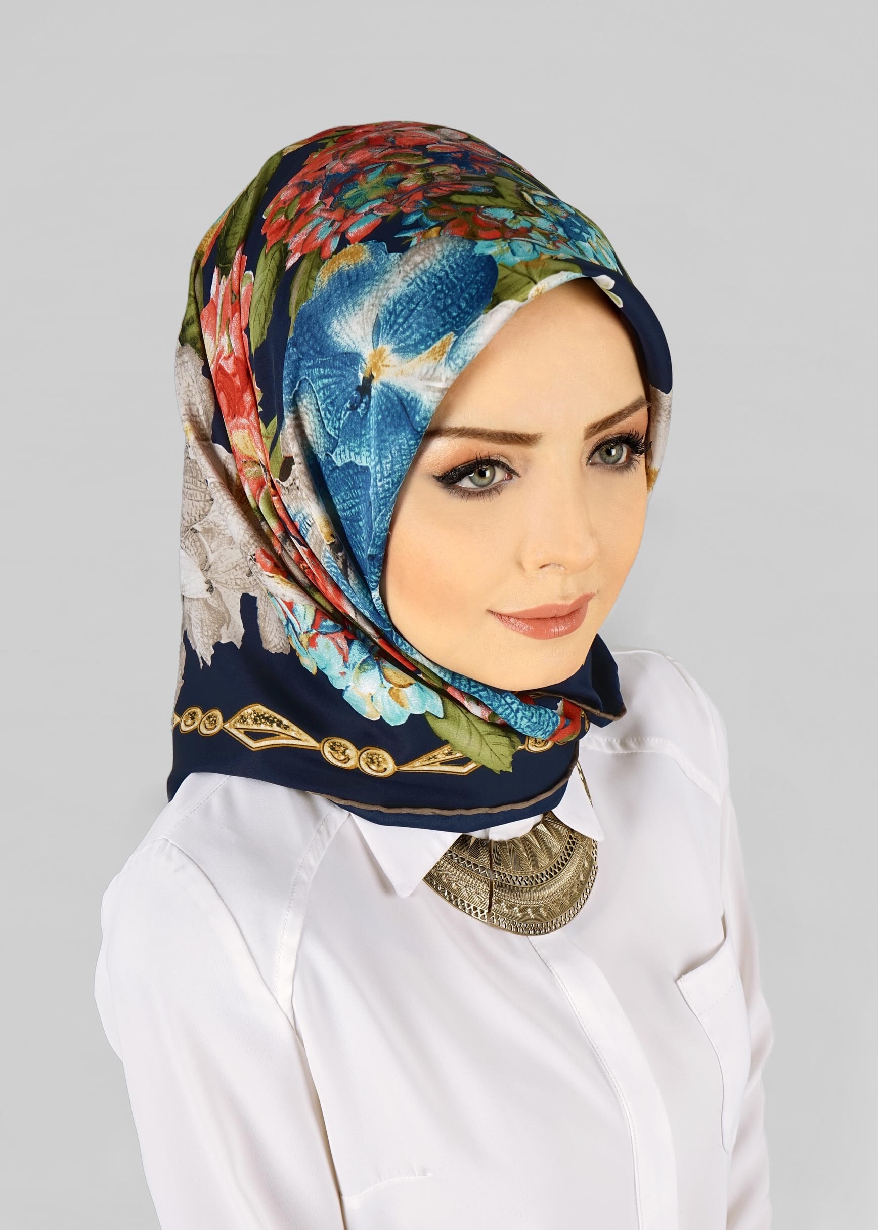 Tesettür giyim LACİVERT 12769 ALVİNA DESENLİ EŞARP