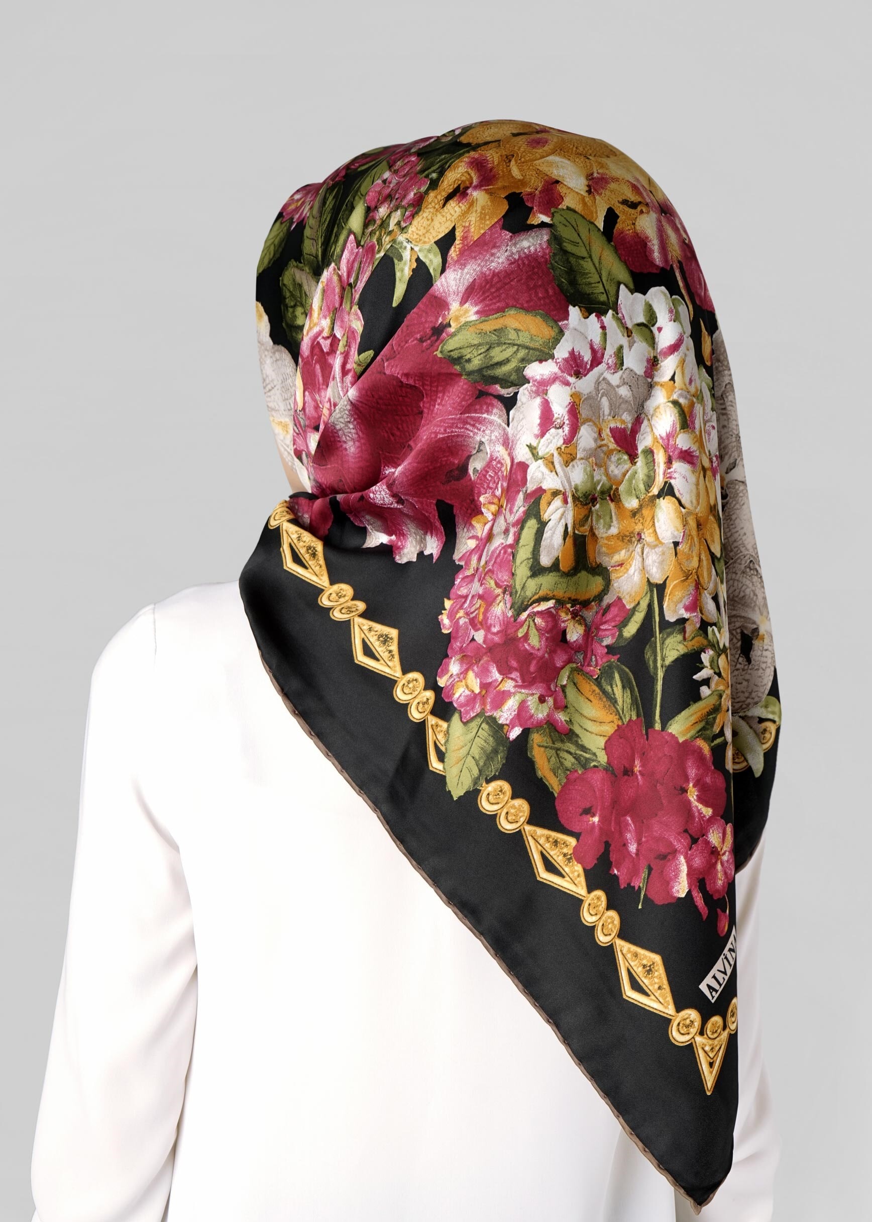 Tesettür giyim SİYAH 12769 ALVİNA DESENLİ EŞARP