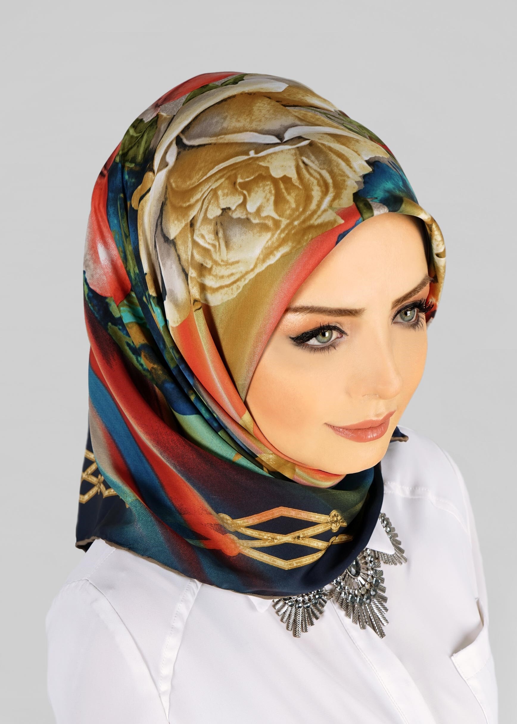 Tesettür giyim LACİVERT 12770 ALVİNA DESENLİ EŞARP