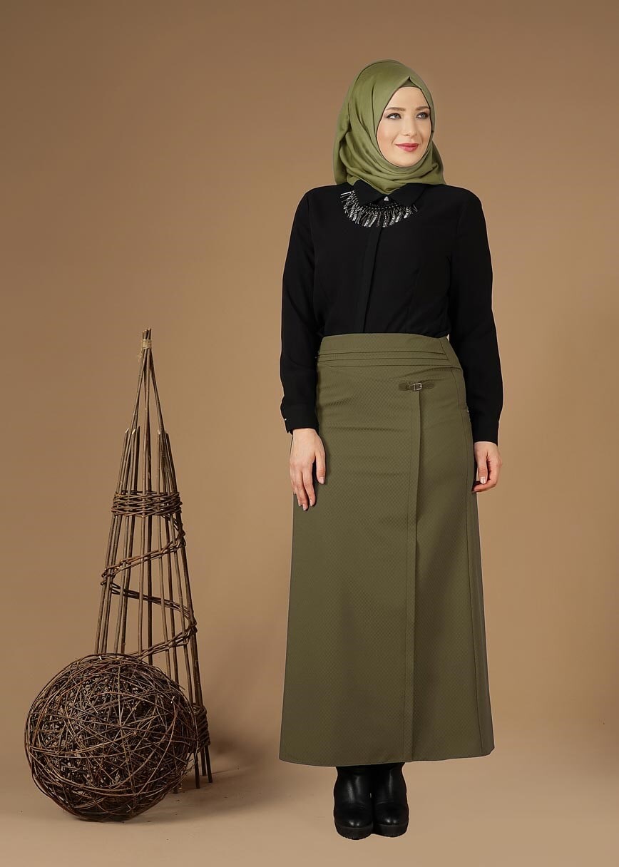 Tesettür giyim HAKİ AKSESUARLI KLASİK ETEK 6898