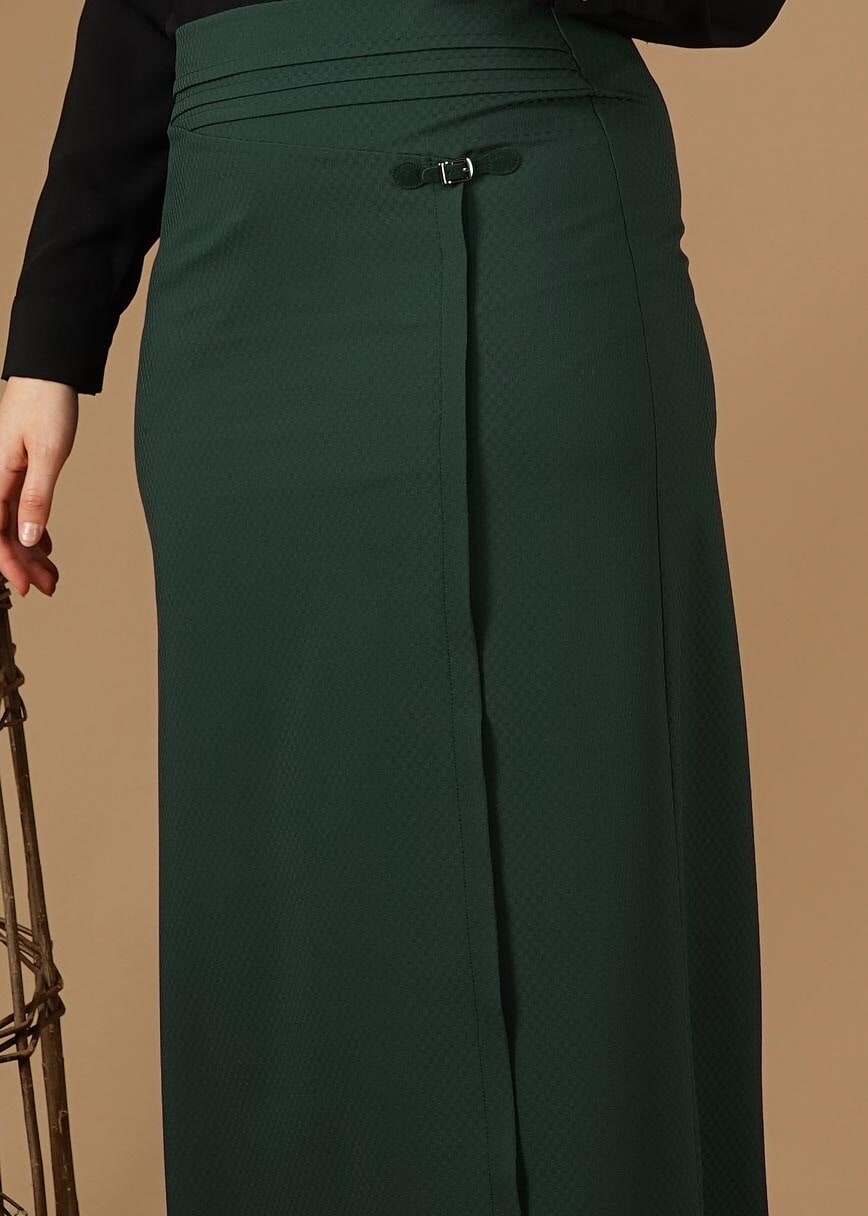 Tesettür giyim YEŞİL AKSESUARLI KLASİK ETEK 6898