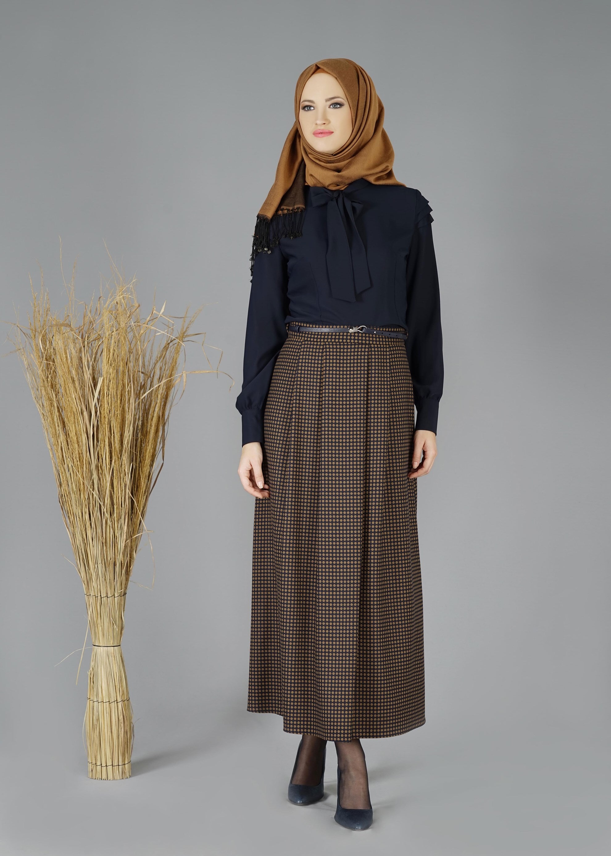 Tesettür giyim KAHVE PUANTİYE DESENLİ KLOŞ ETEK 6920