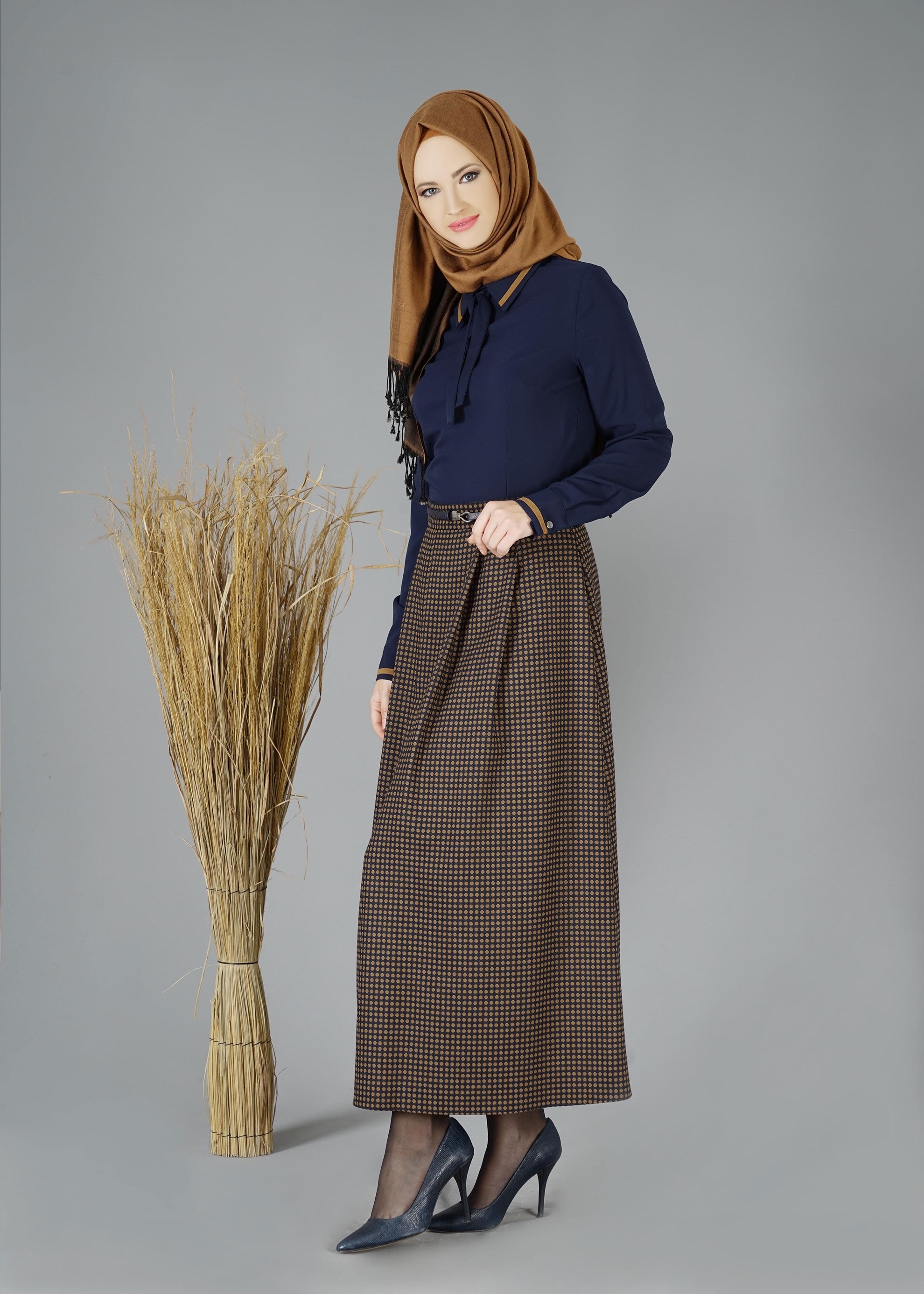 Tesettür giyim KAHVE PUANTİYE DESENLİ KLOŞ ETEK 6920