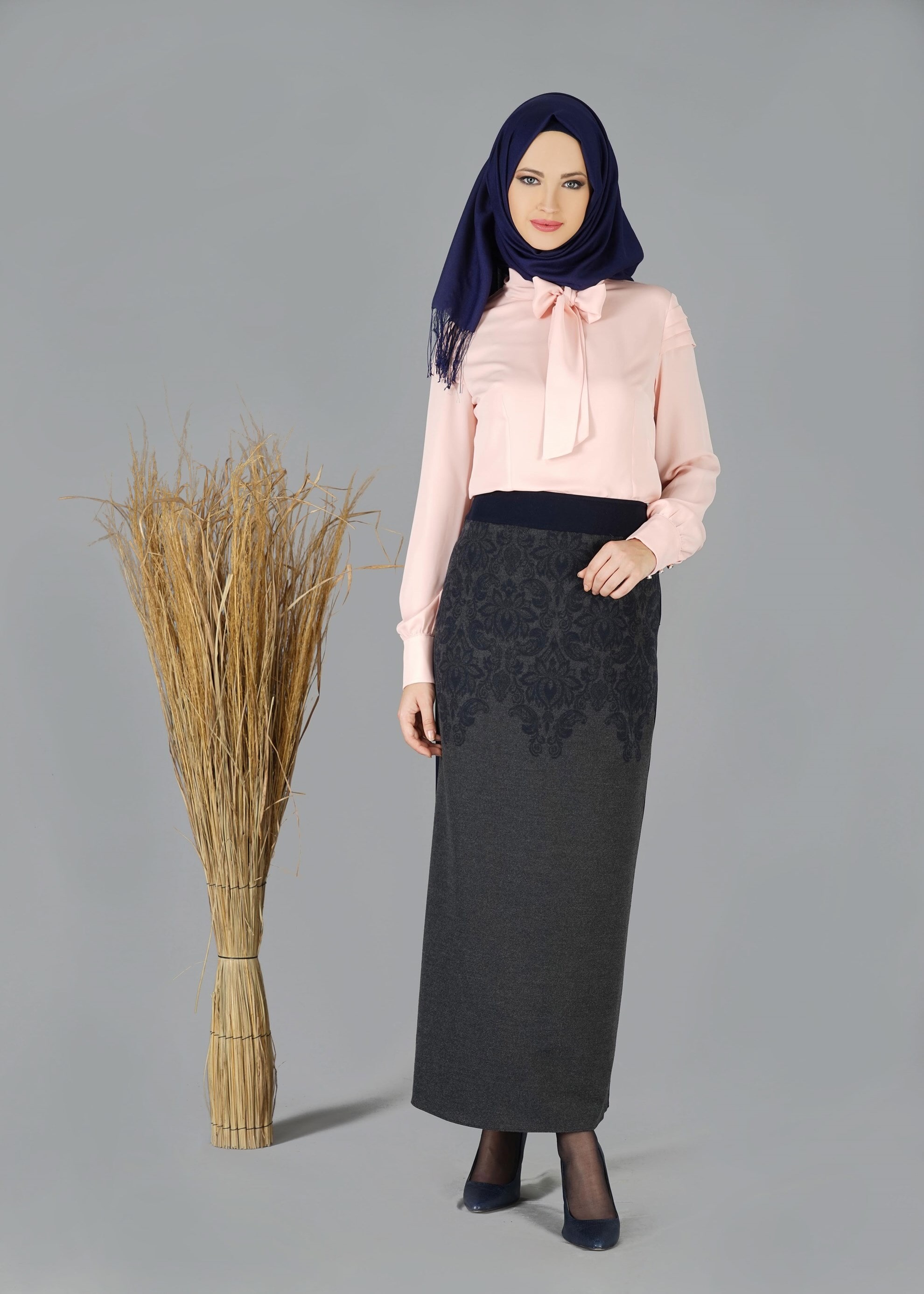 Tesettür giyim LACİVERT DESENLİ KLASİK KESİM ETEK 6922