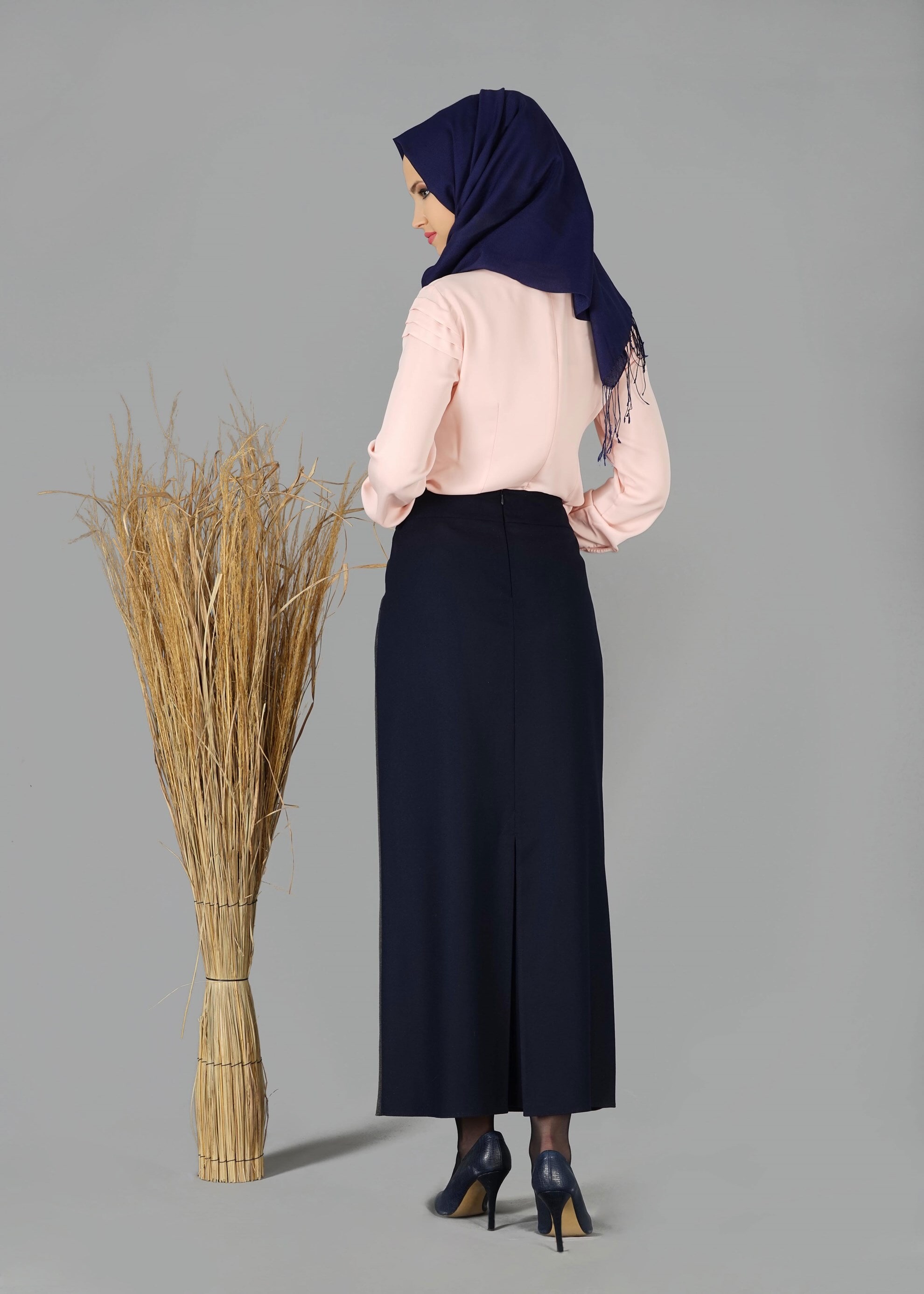 Tesettür giyim LACİVERT DESENLİ KLASİK KESİM ETEK 6922