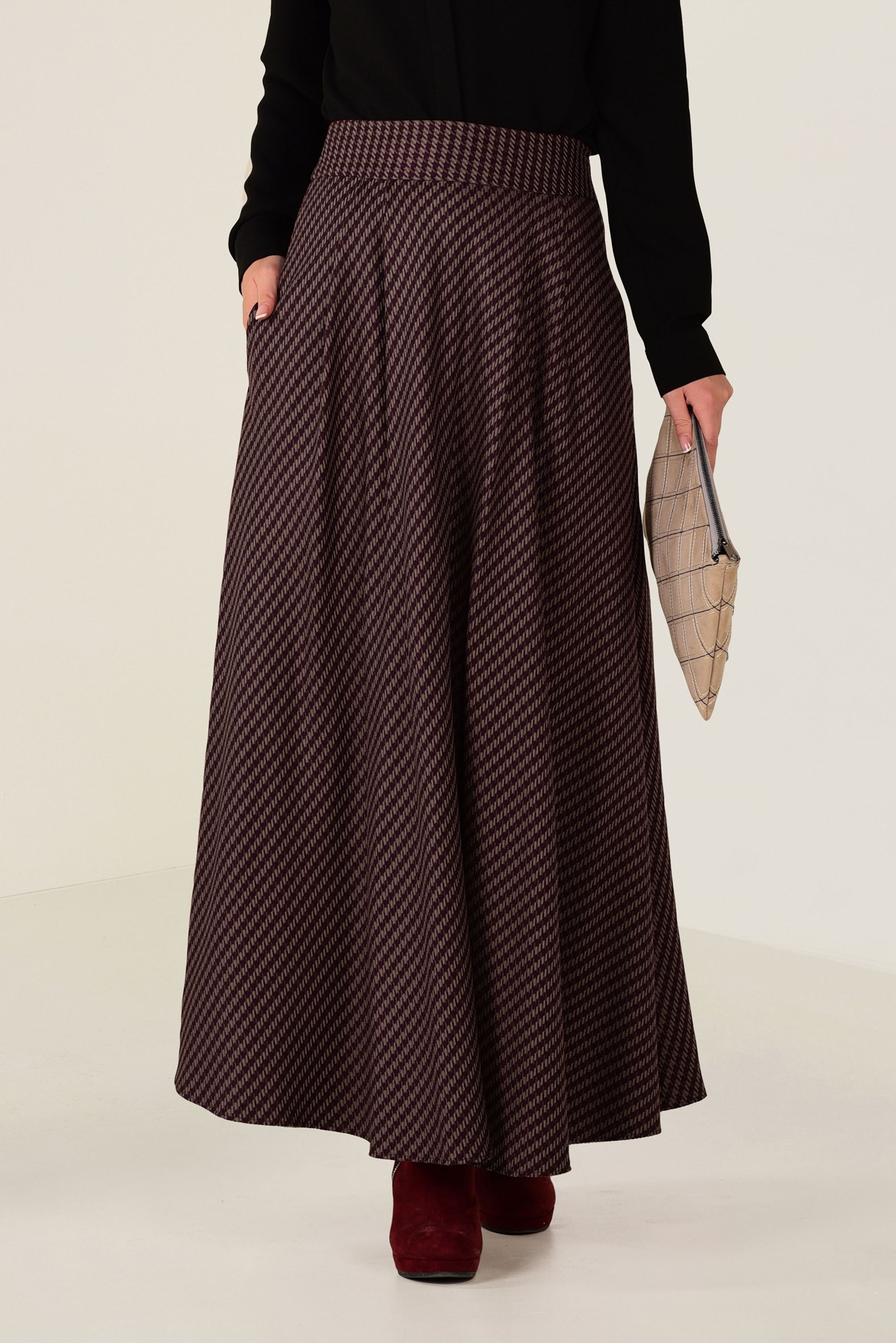 Tesettür giyim MÜRDÜM KAZAYAĞI DESENLİ CEPLİ ETEK 6924