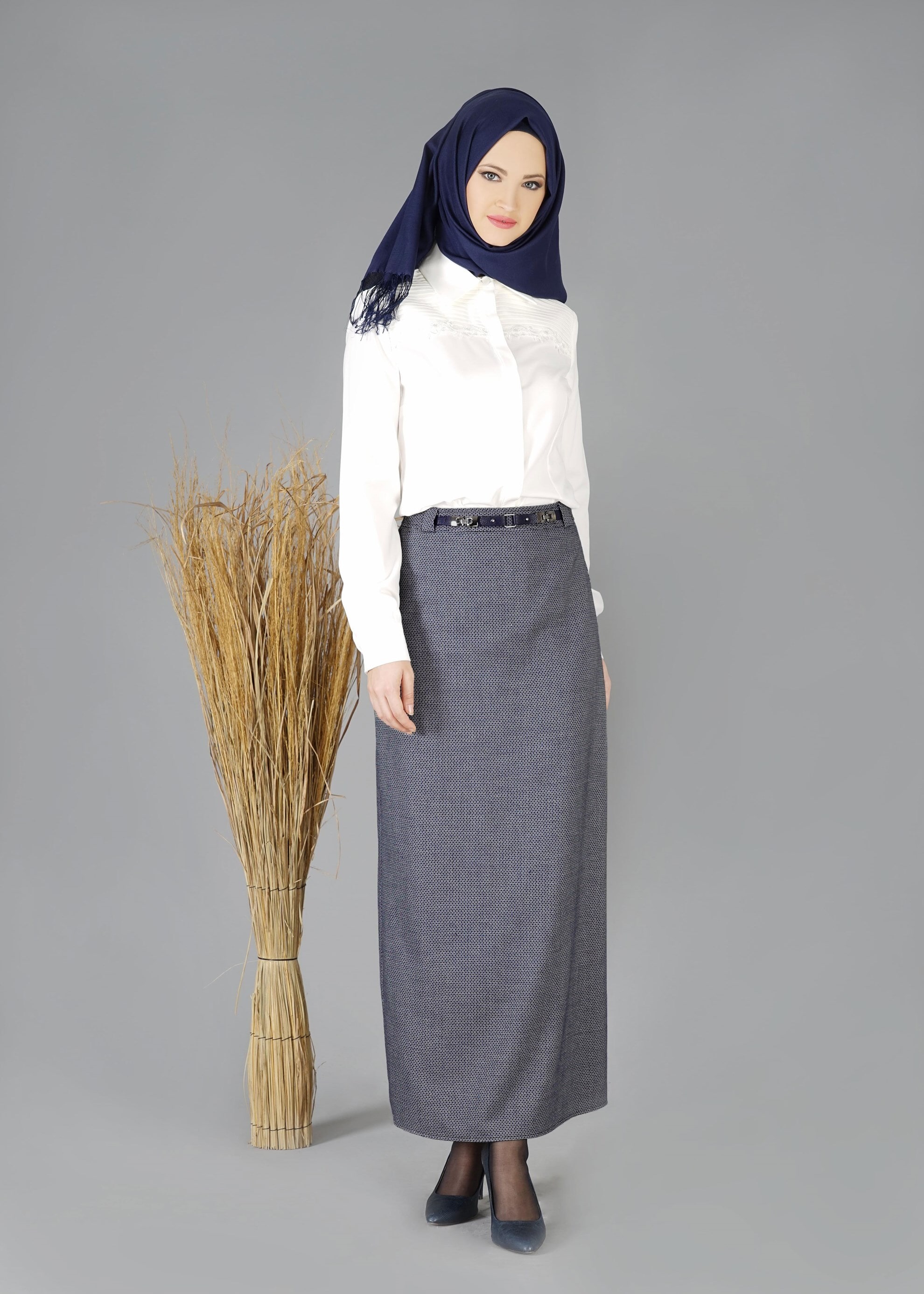 Tesettür giyim LACİVERT KEMER DETAYLI KLASİK ETEK 6927