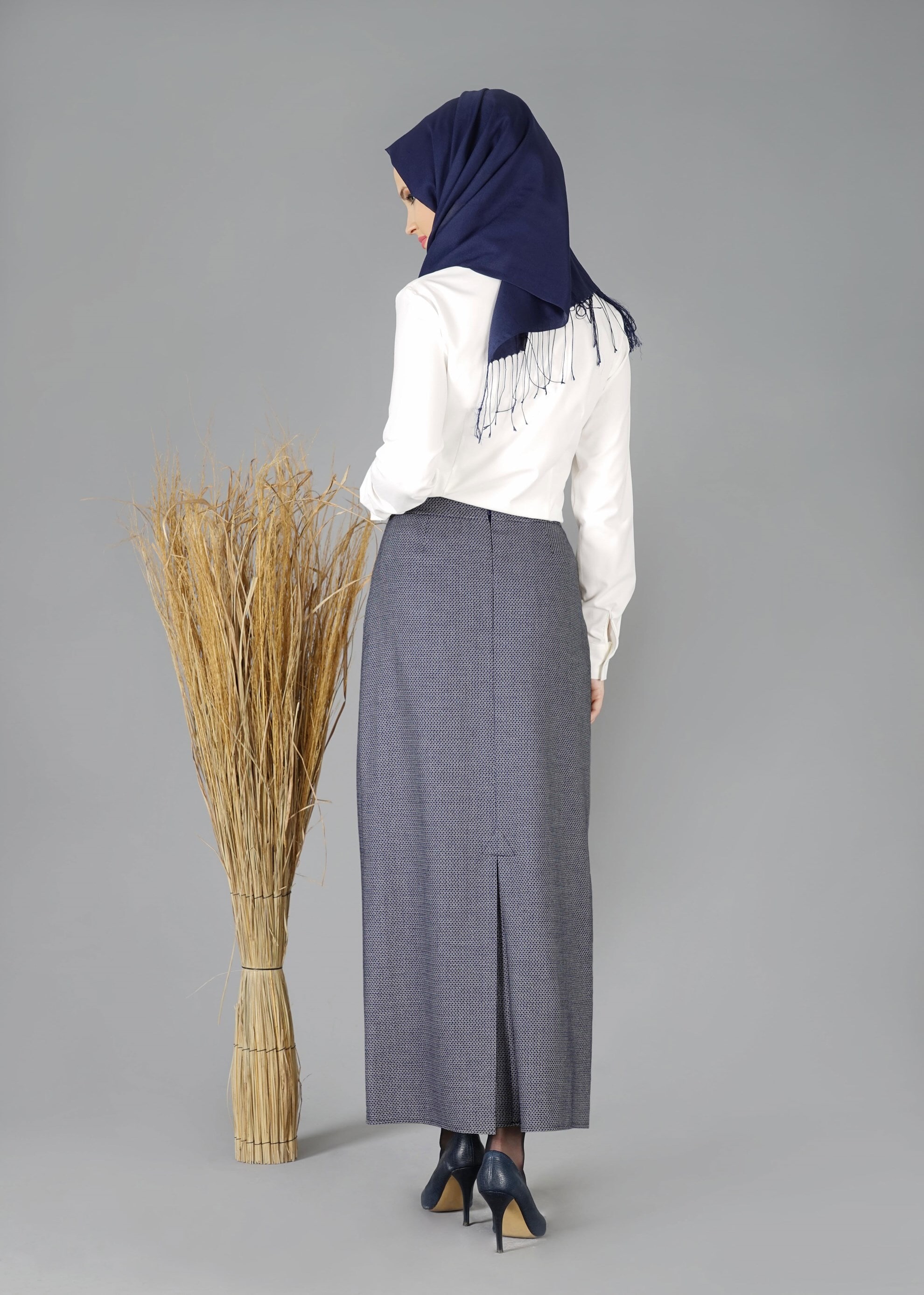 Tesettür giyim LACİVERT KEMER DETAYLI KLASİK ETEK 6927