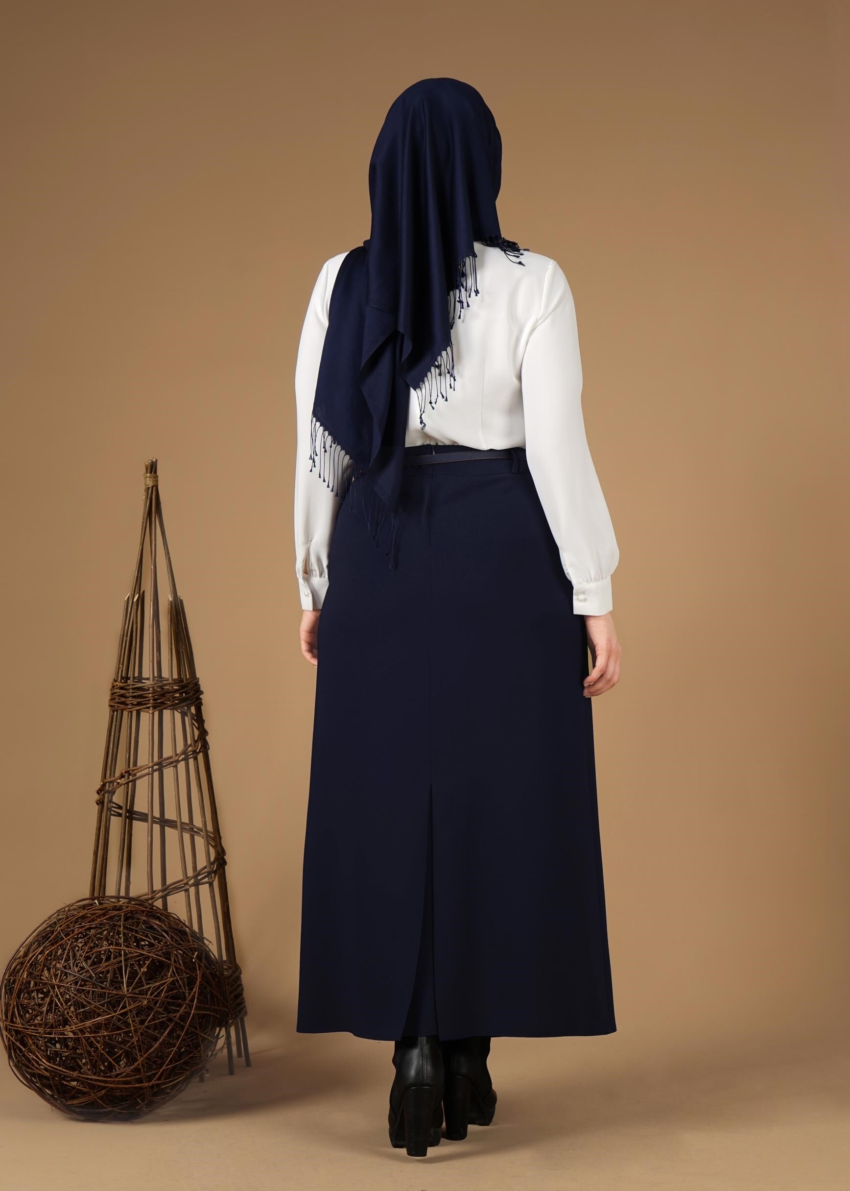 Tesettür giyim LACİVERT GİZLİ YIRTMAÇLI KLASİK ETEK 6930