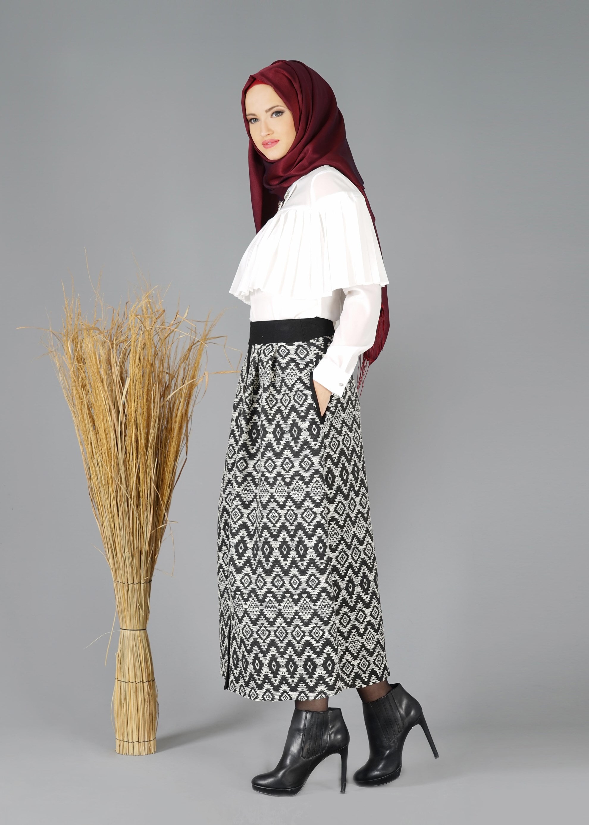 Tesettür giyim SİYAH 6931 ETEK